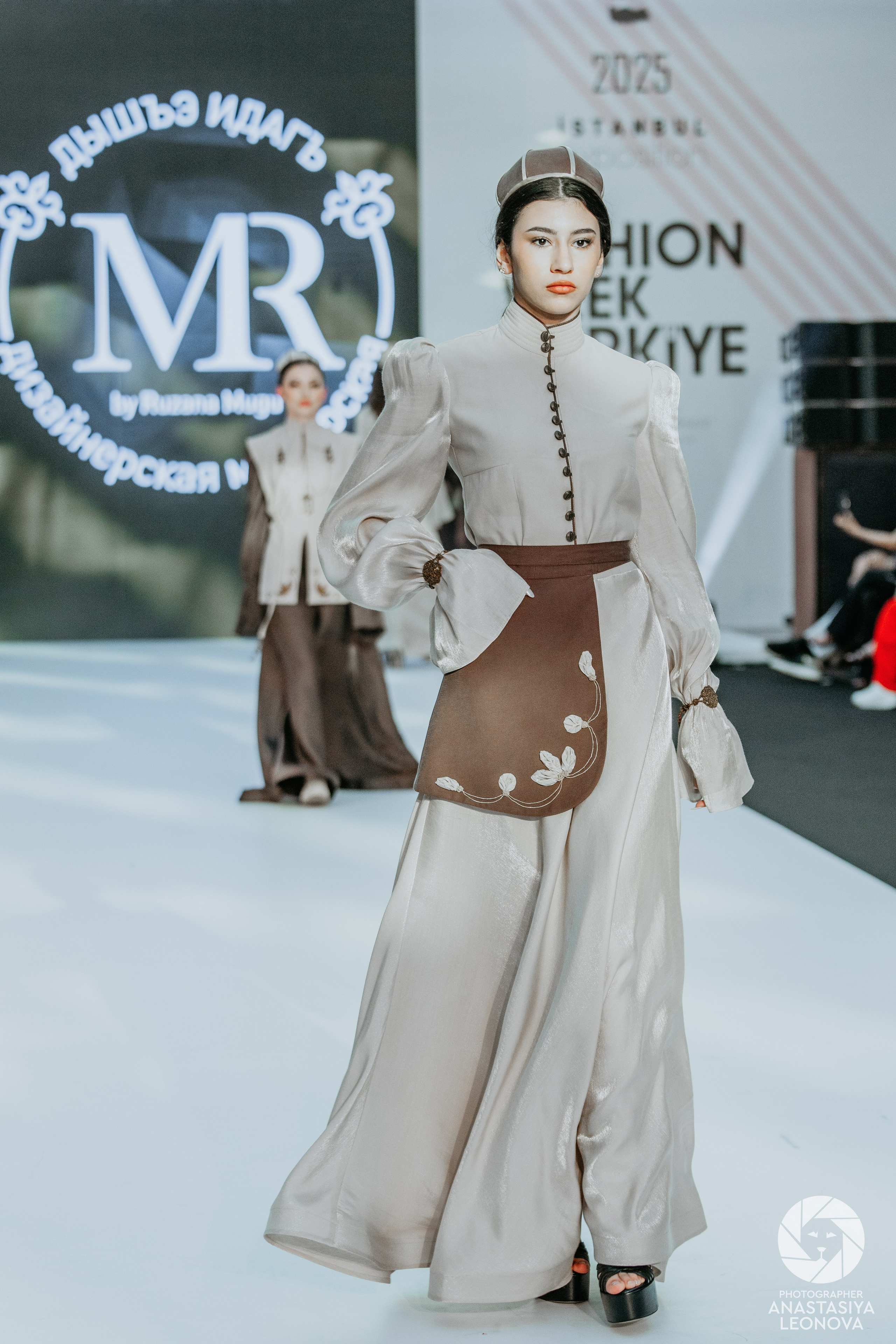 Fashion Week Türkiye [spring, 2025]. Anastasia Leonowa