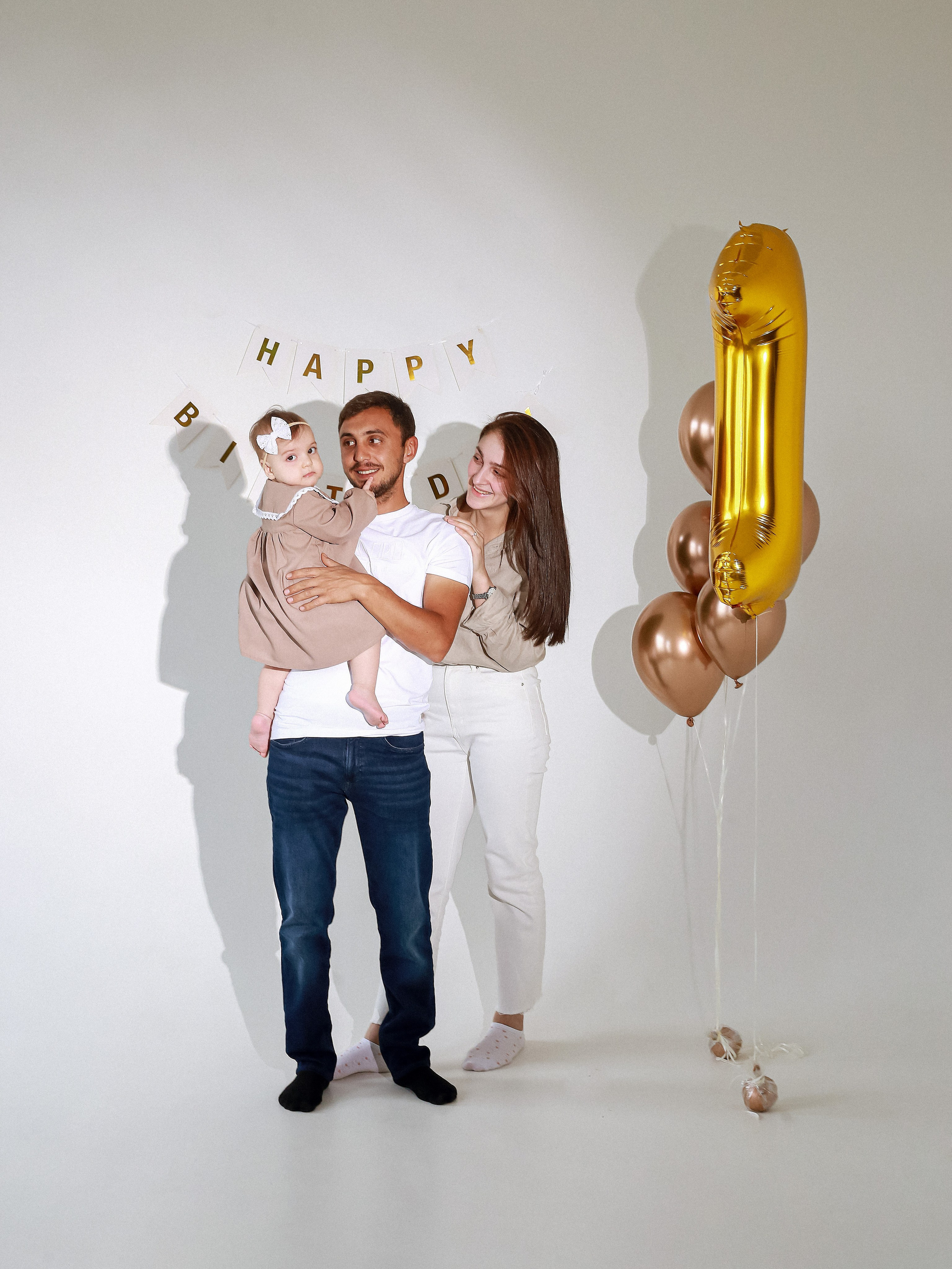 Годик в студии Домодедово. Семейный фотограф в Москве и МО Варвара Шаранова