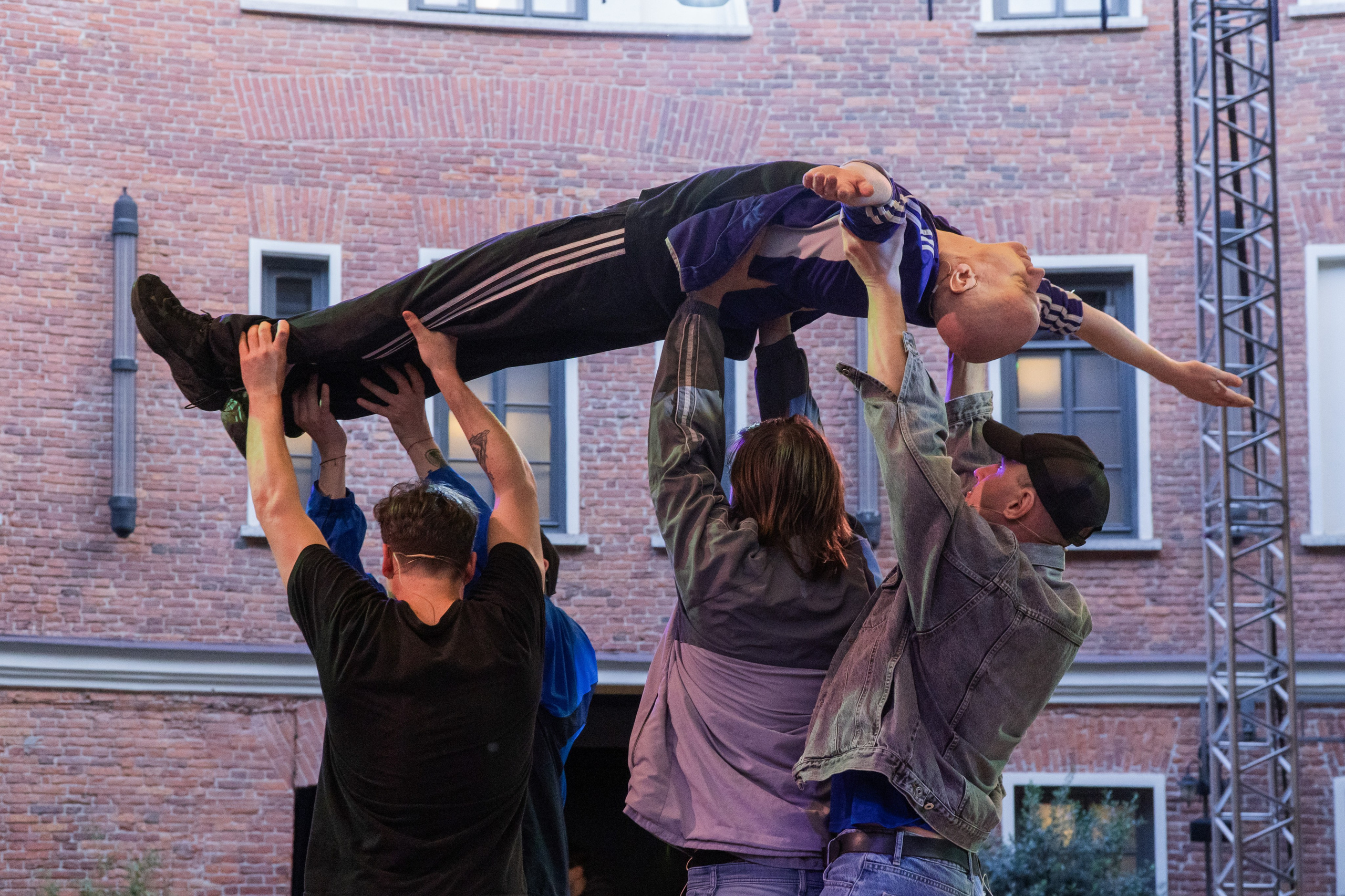 Квадрат: badtheatre. Фотограф в Санкт-Петербурге Авдотья Благовещенская