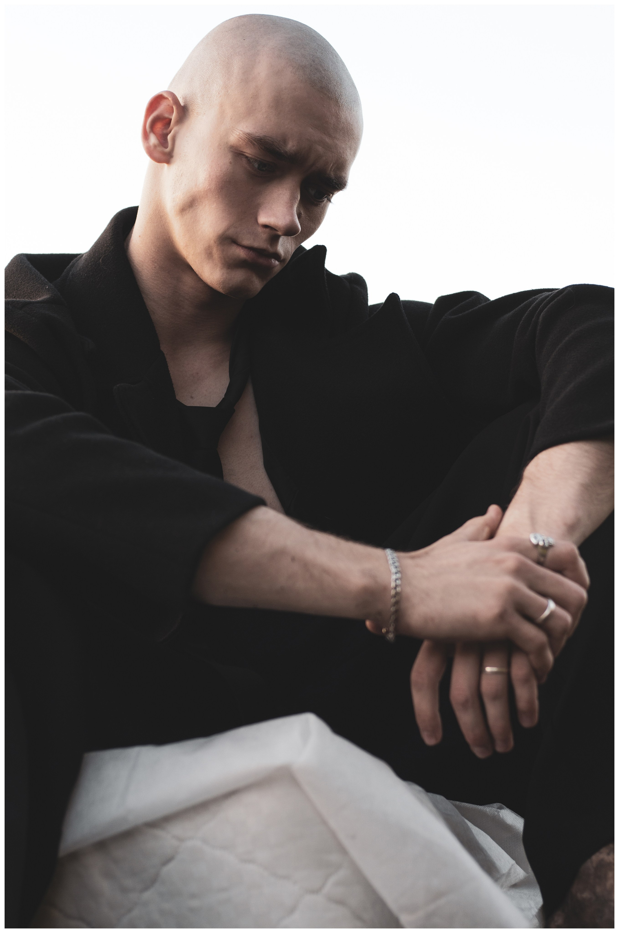 Владислав. Портретный фотограф в Орле. Готовые фото за 3 дня! Помощь в позировании. Советы по организации