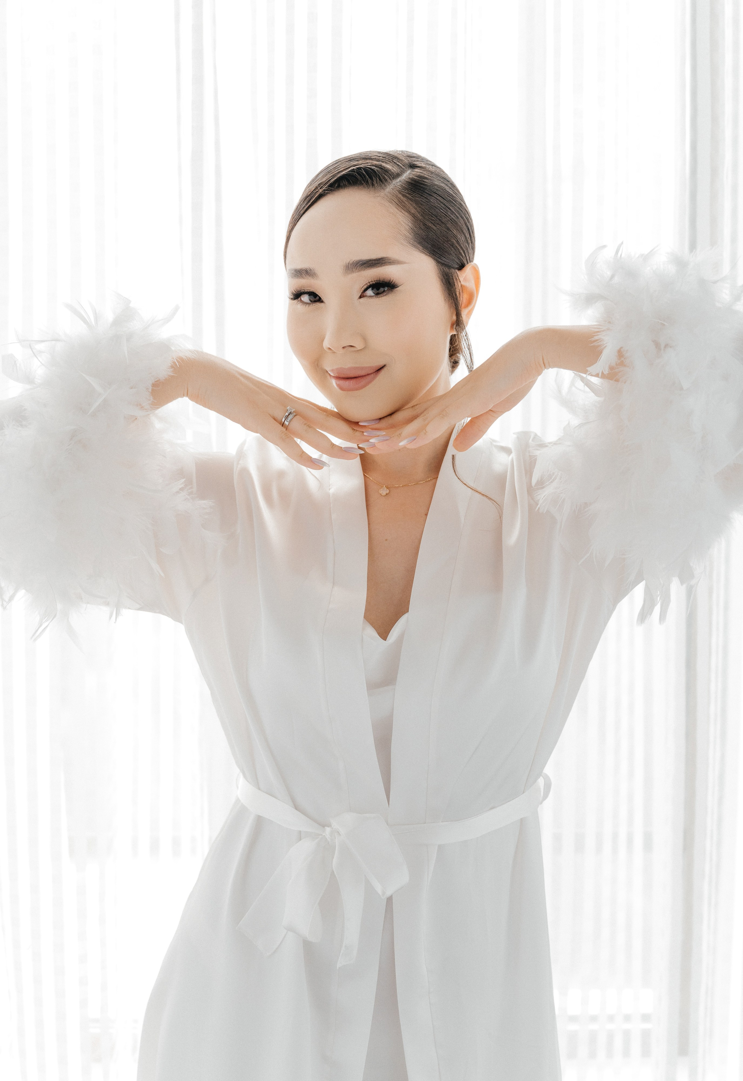 ANEL QYZ UZATU. HOME