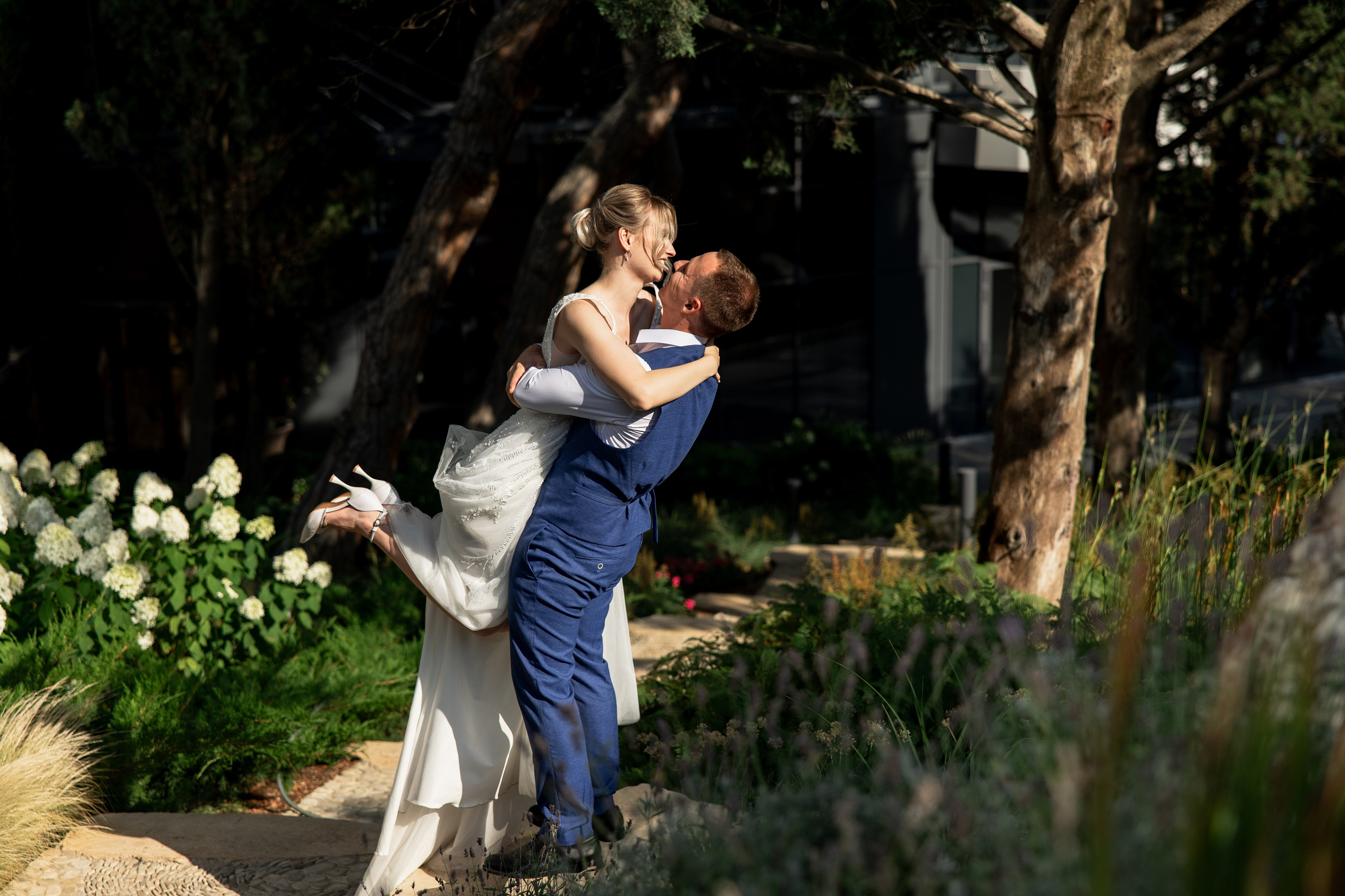 Е+В (Утро, ЗАГС, Luciano, Банкет). Профессиональная фотосъемка в Крыму. Натуральные эмоции и живые кадры. Забронируйте дату прямо сейчас!