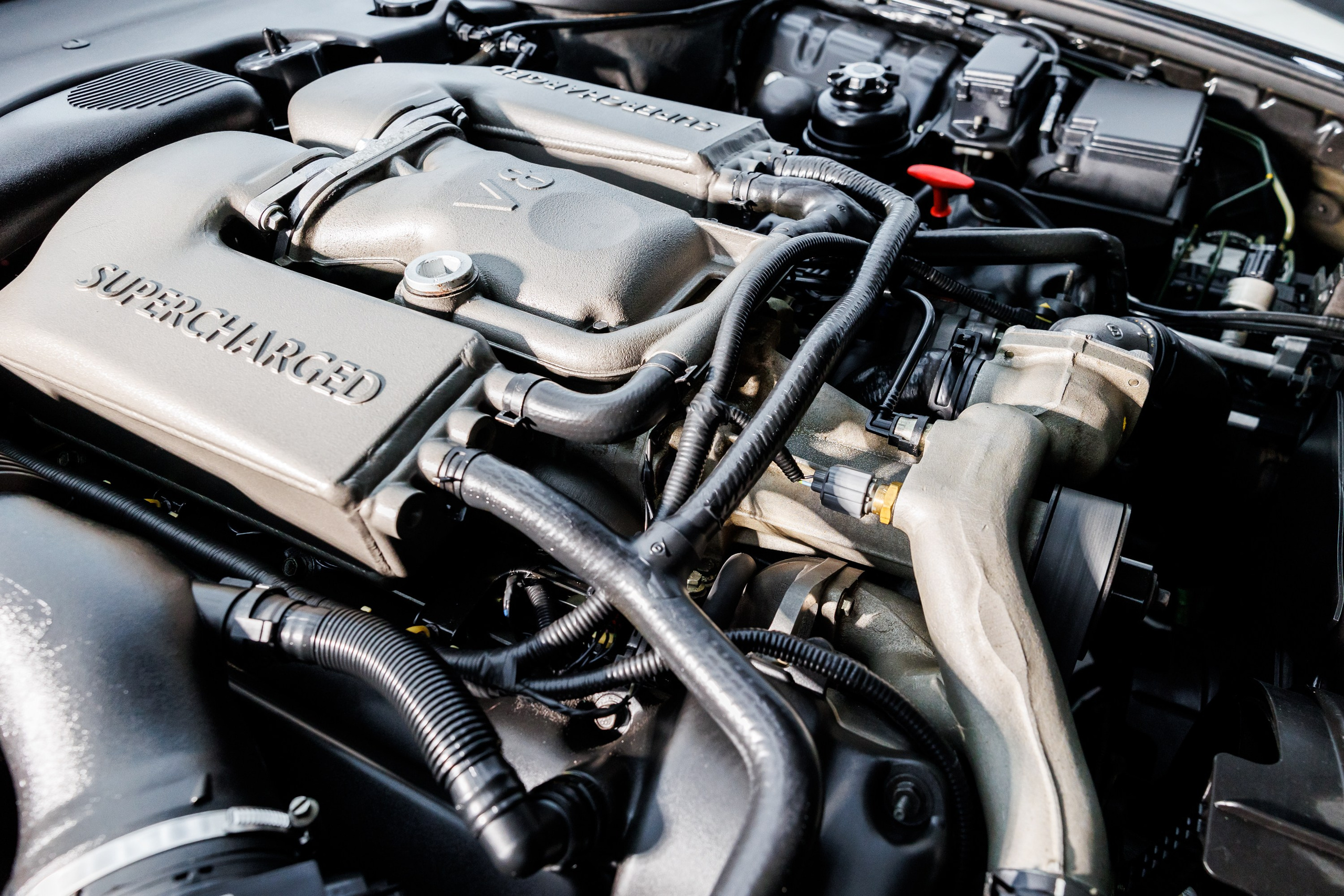 Автомобильная фотосъёмка Daimler Xj8. Фотограф Сергей Лукьянов @xapeton_photo Москва