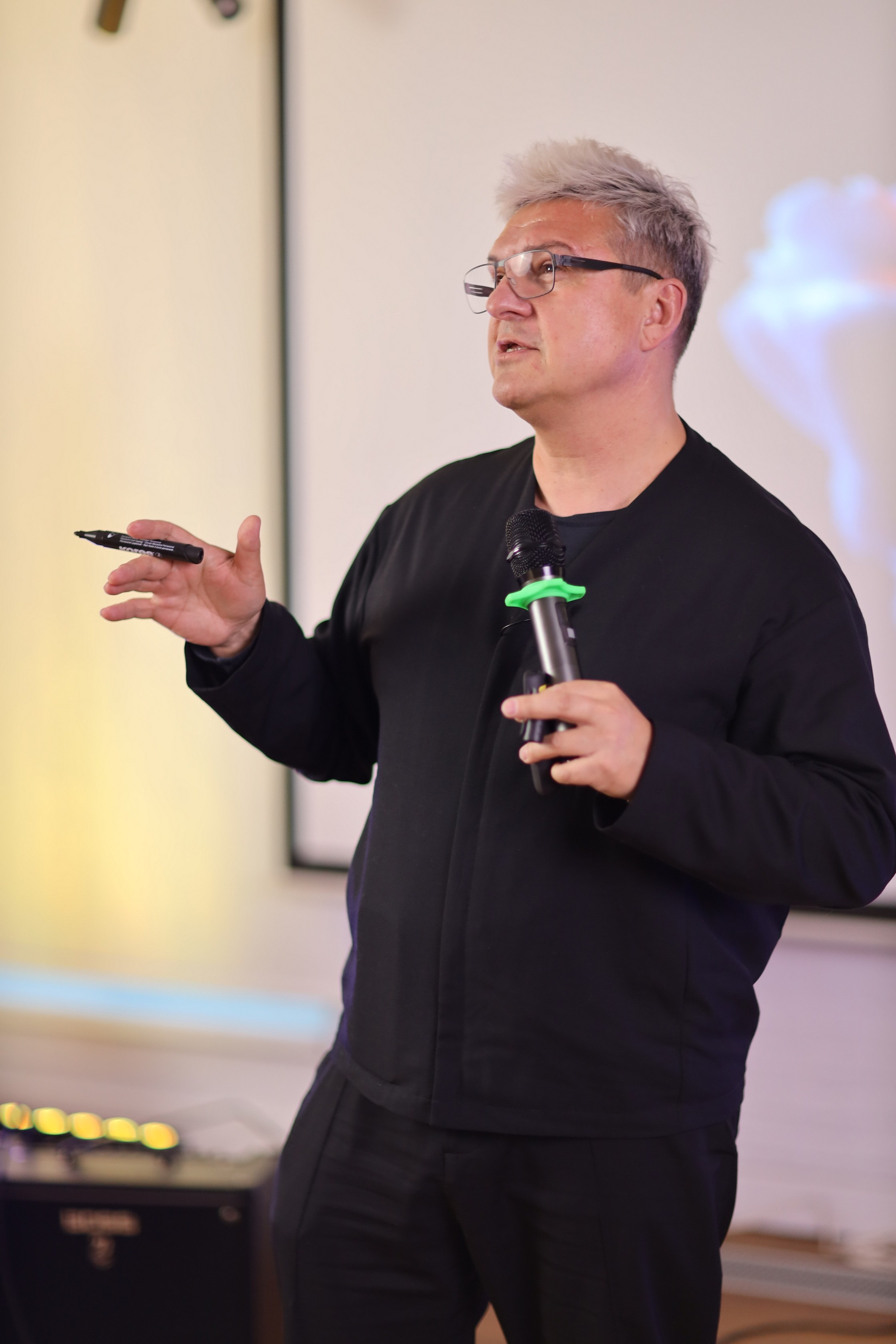 МастерМайнд 1.2. Съемка в студии под ваш запрос, студийные съемки, фотографии архитектурных объектов — Александр Евстигнеев — фотограф Москва