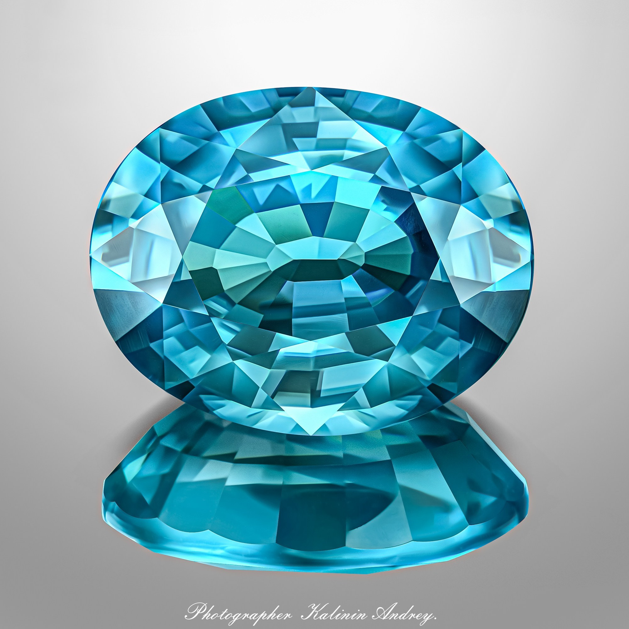 Фотографии в большом разрешении драгоценных камней на продажу купить тел +79 660 031 307. Высококачественная профессиональная рекламная фотосъёмка ювелирных украшений, драгоценных камней в Москве. Обучение, консультация