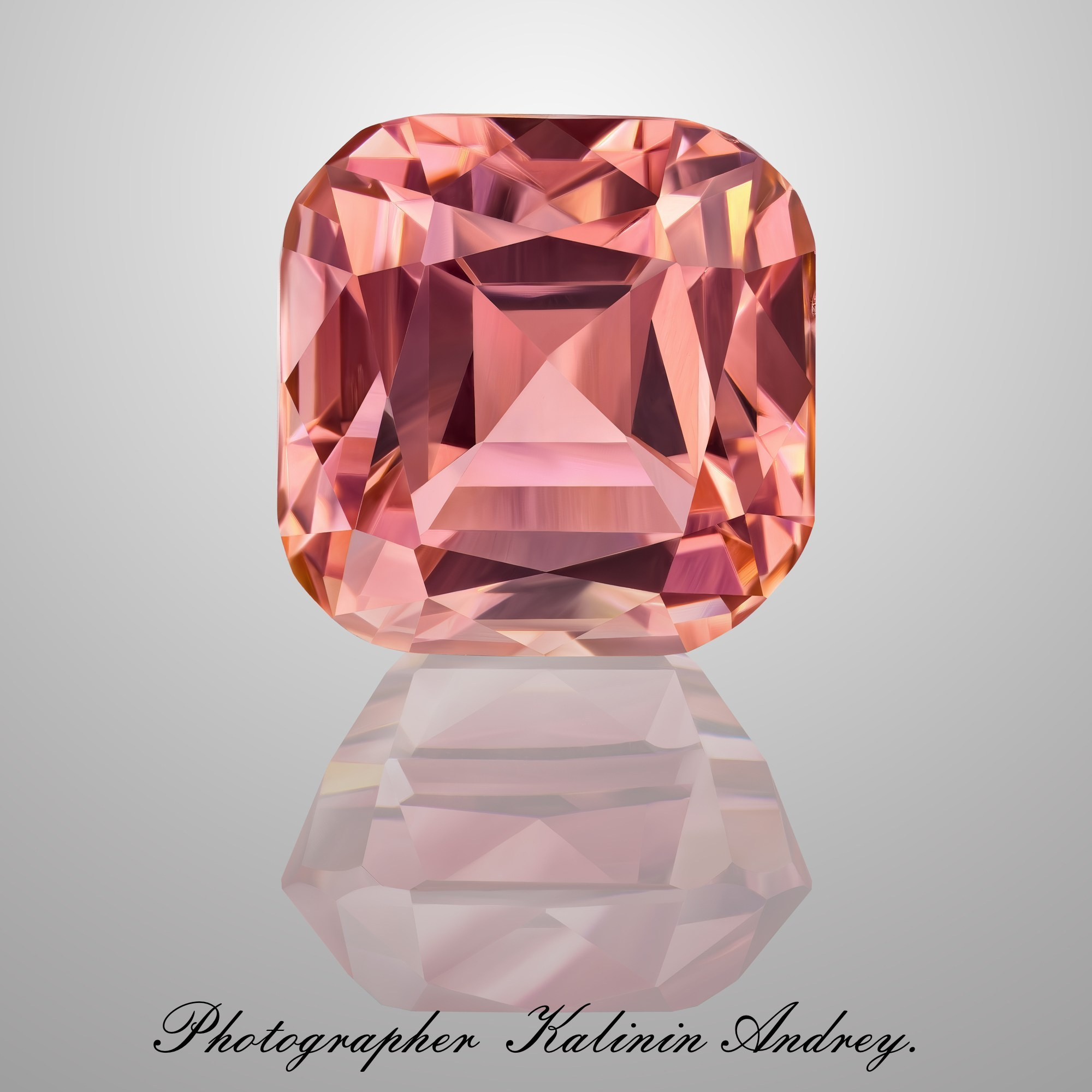 Фотографии в большом разрешении драгоценных камней на продажу купить тел +79 660 031 307. Высококачественная профессиональная рекламная фотосъёмка ювелирных украшений, драгоценных камней в Москве. Обучение, консультация