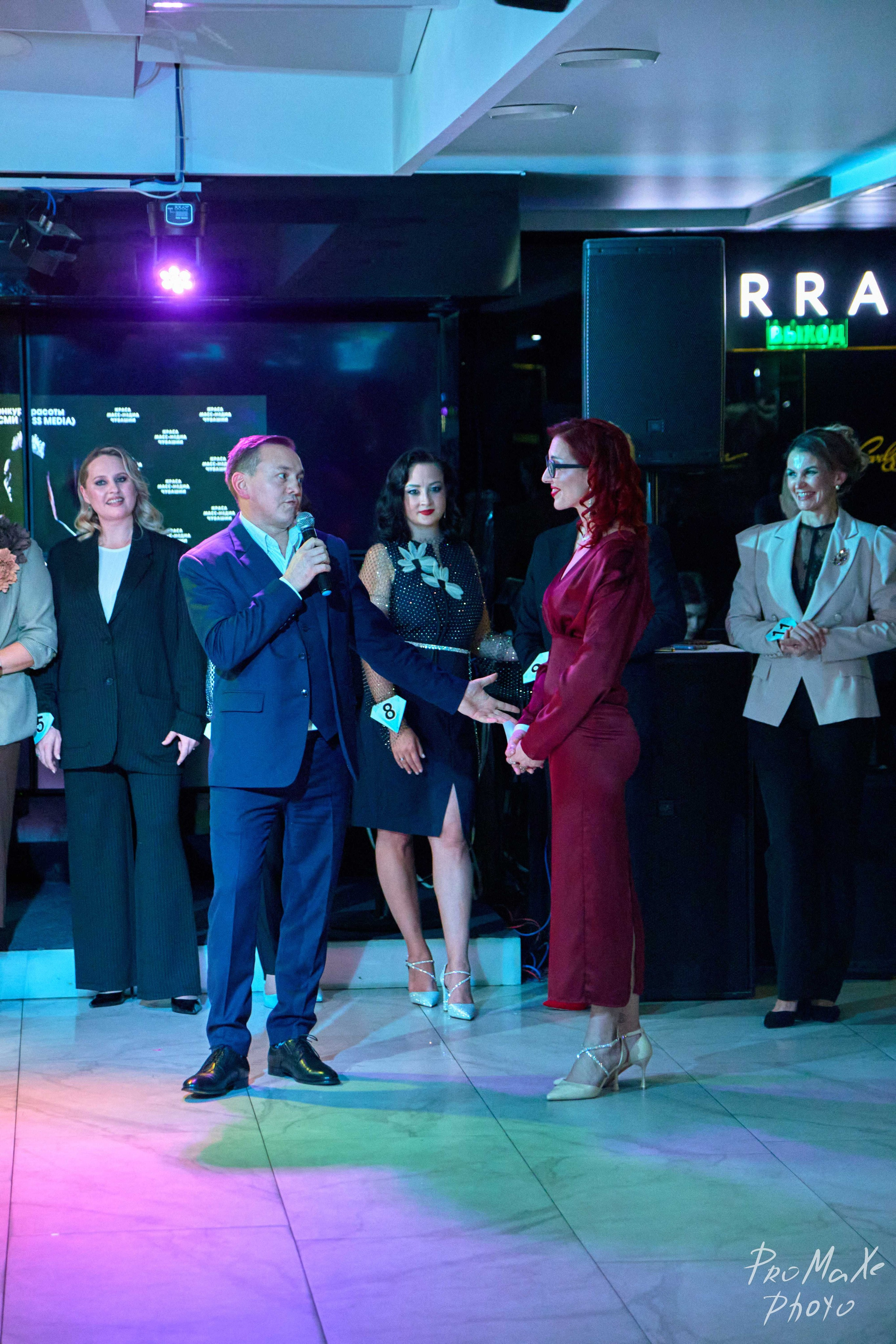 Зал КРАСА МАСС-МЕДИА ЧУВАШИИ. Владимир Суздалов (ProMaXe) — Портретный фотограф, тематические фотосессии в Чебоксарах