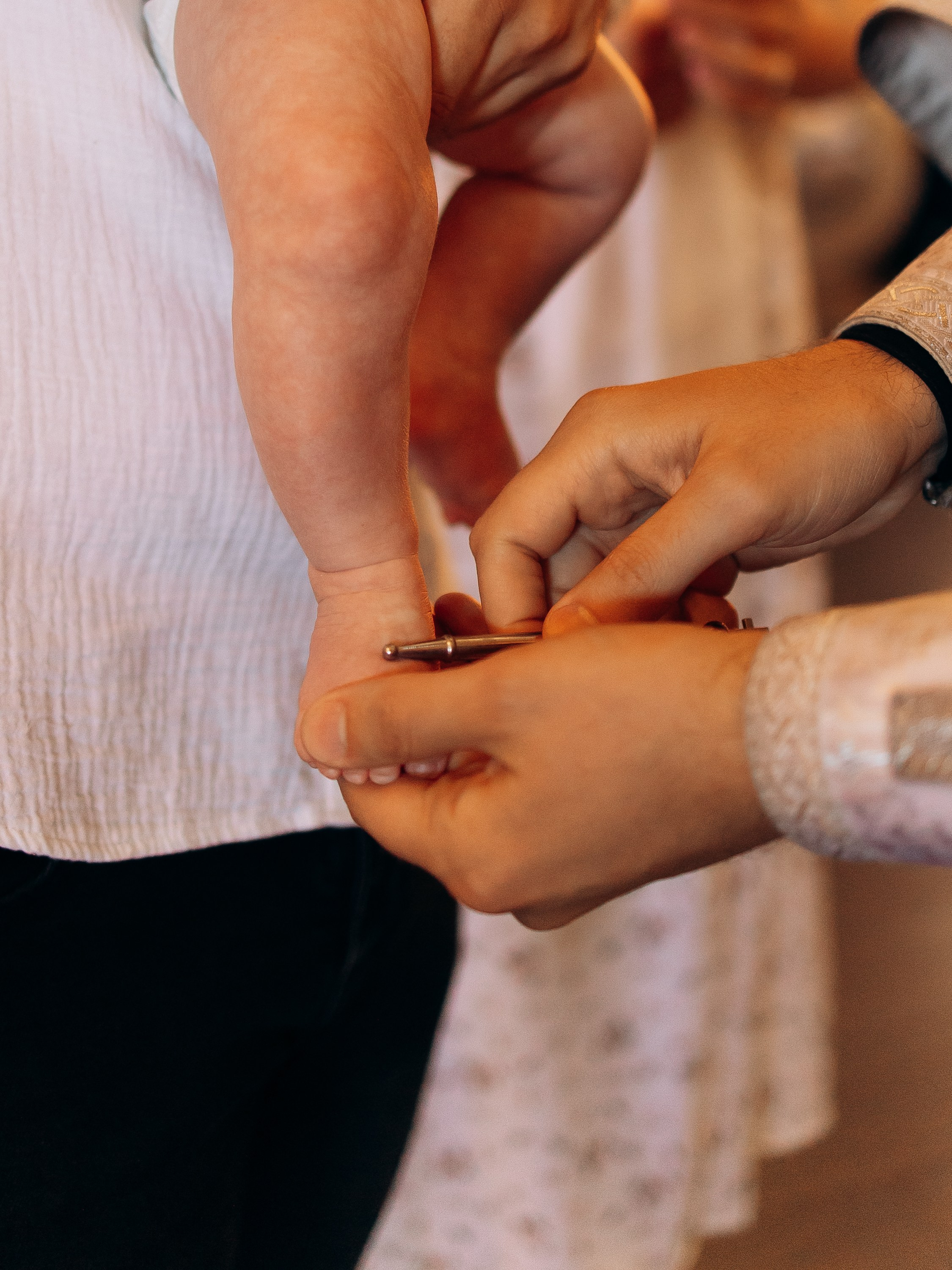 Таинство Крещения Михаила. Семейный фотограф в Краснодаре Храмова Анна