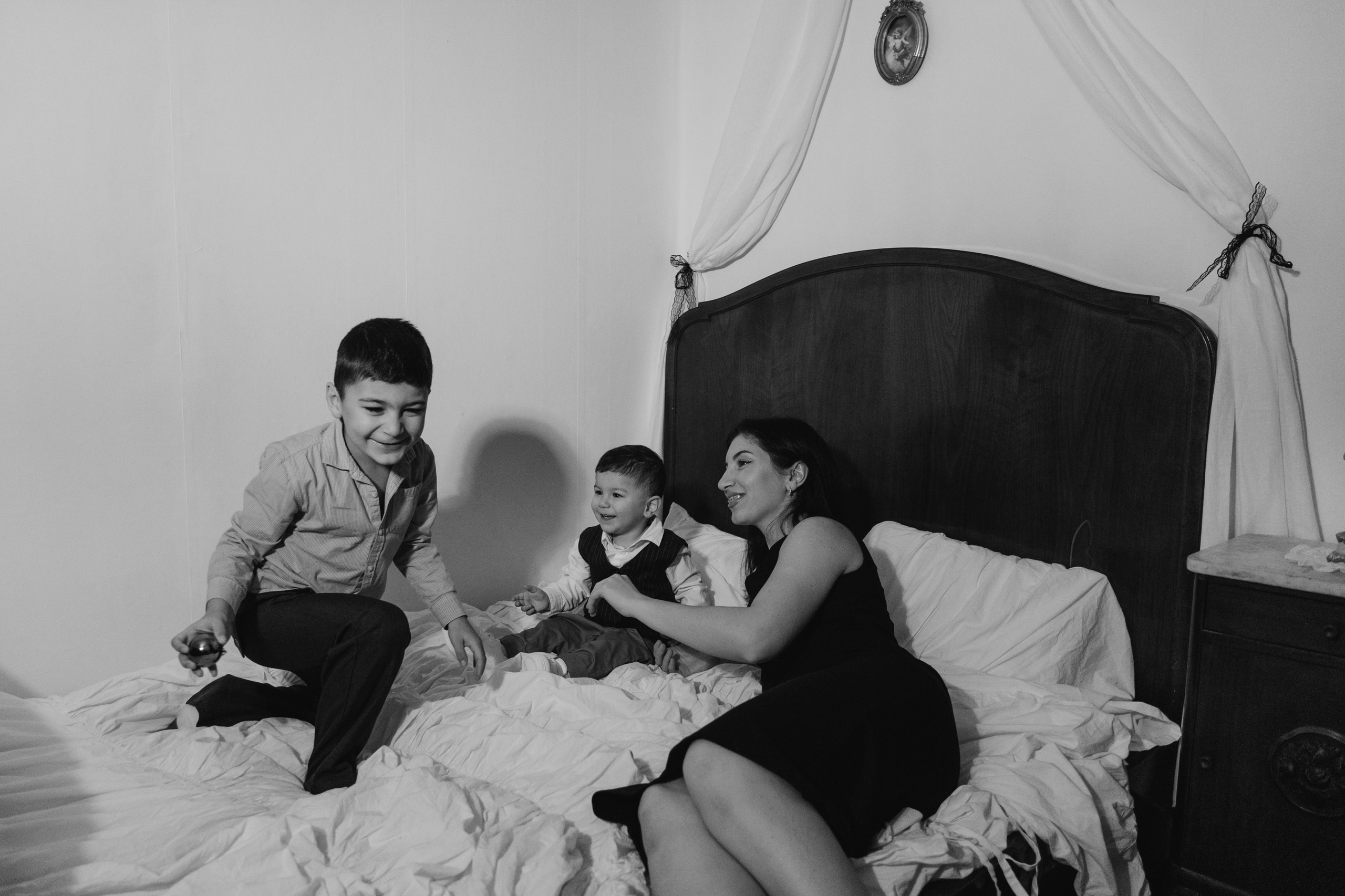 Роза и ребята. Фотограф Харитонова Наталья