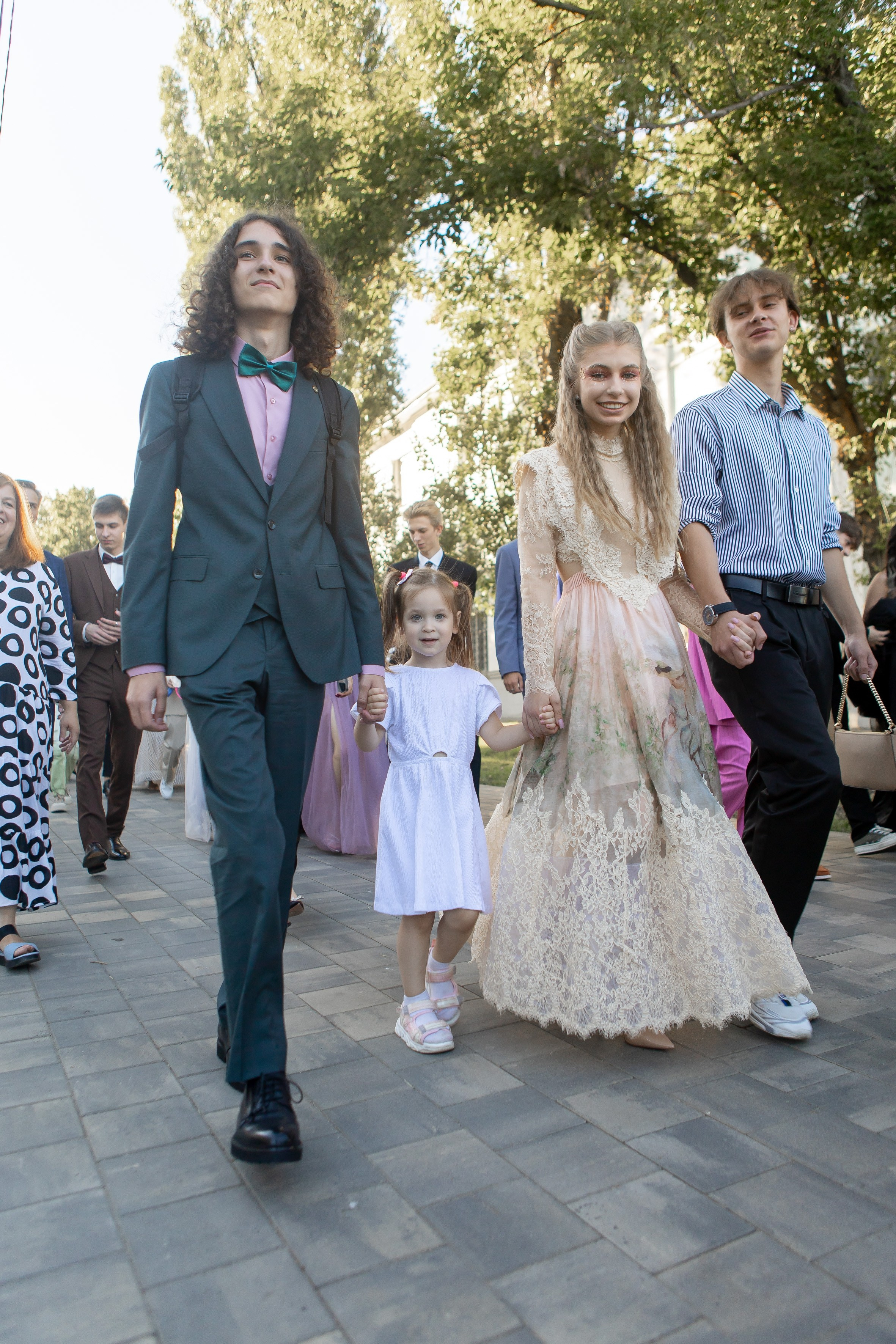 Выпускной Гимназия 12 2024 г. Свадебный и портретный Фотограф в Липецке Дмитрий Котюков