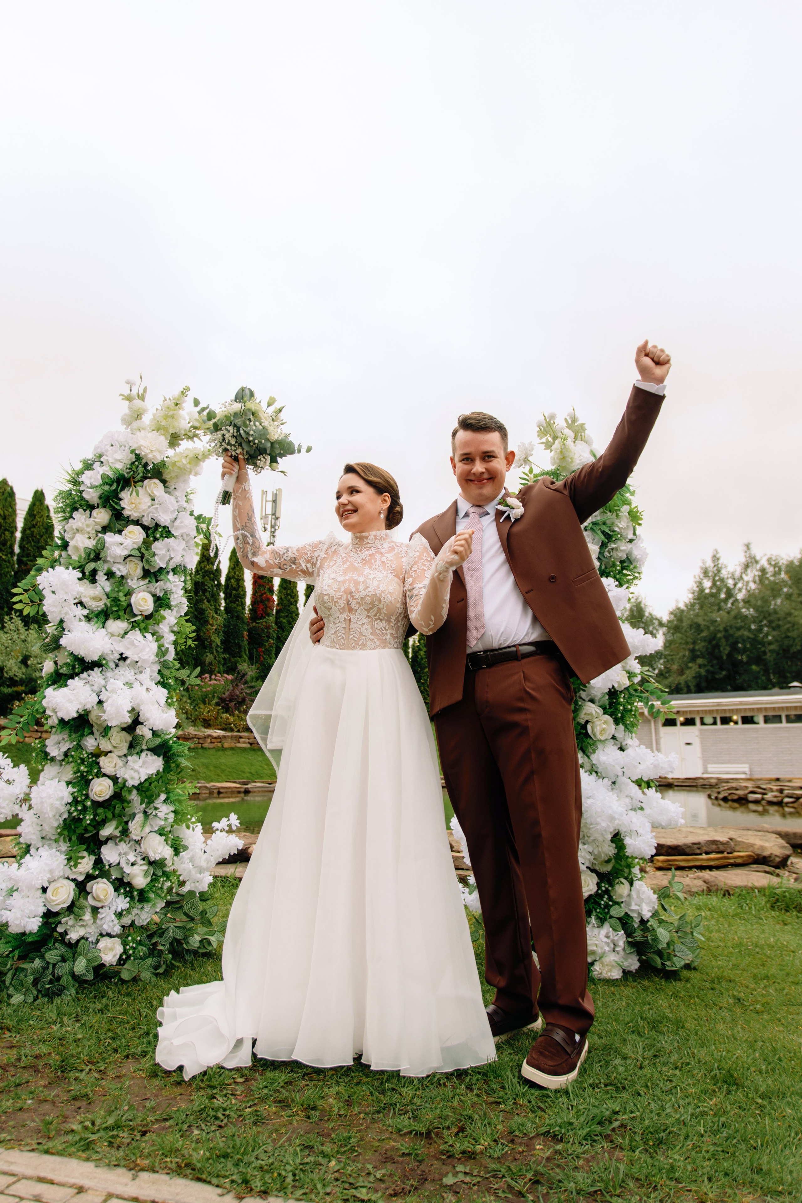 А ВНУТРИ — УРАГАН