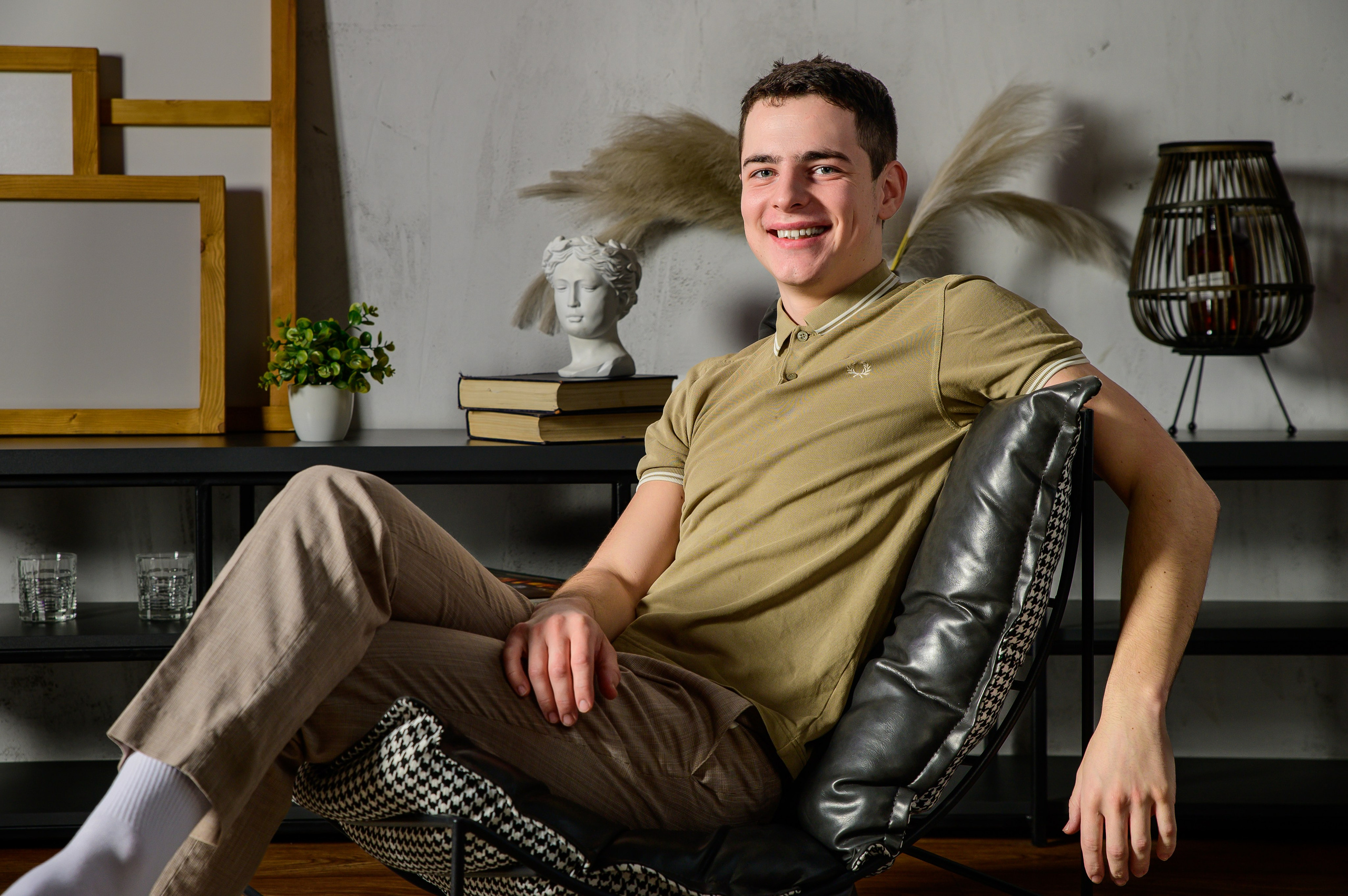 Летняя мужская фотосессия. Фотоуслуги, услуги фотографа, фотографирование важных событий