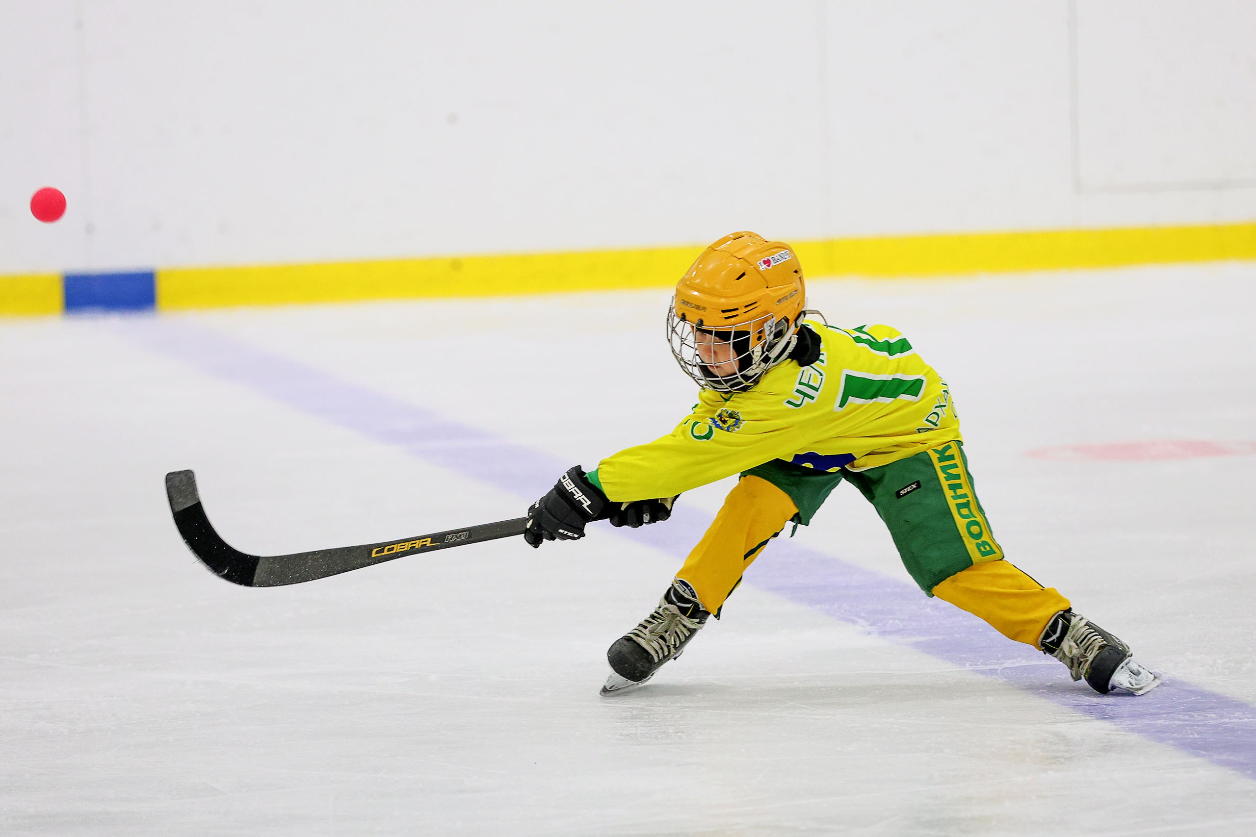 ХОККЕЙ С МЯЧОМ. Репортажный фотограф в Нижнем Новгороде и Москве Ангелина Ильичева