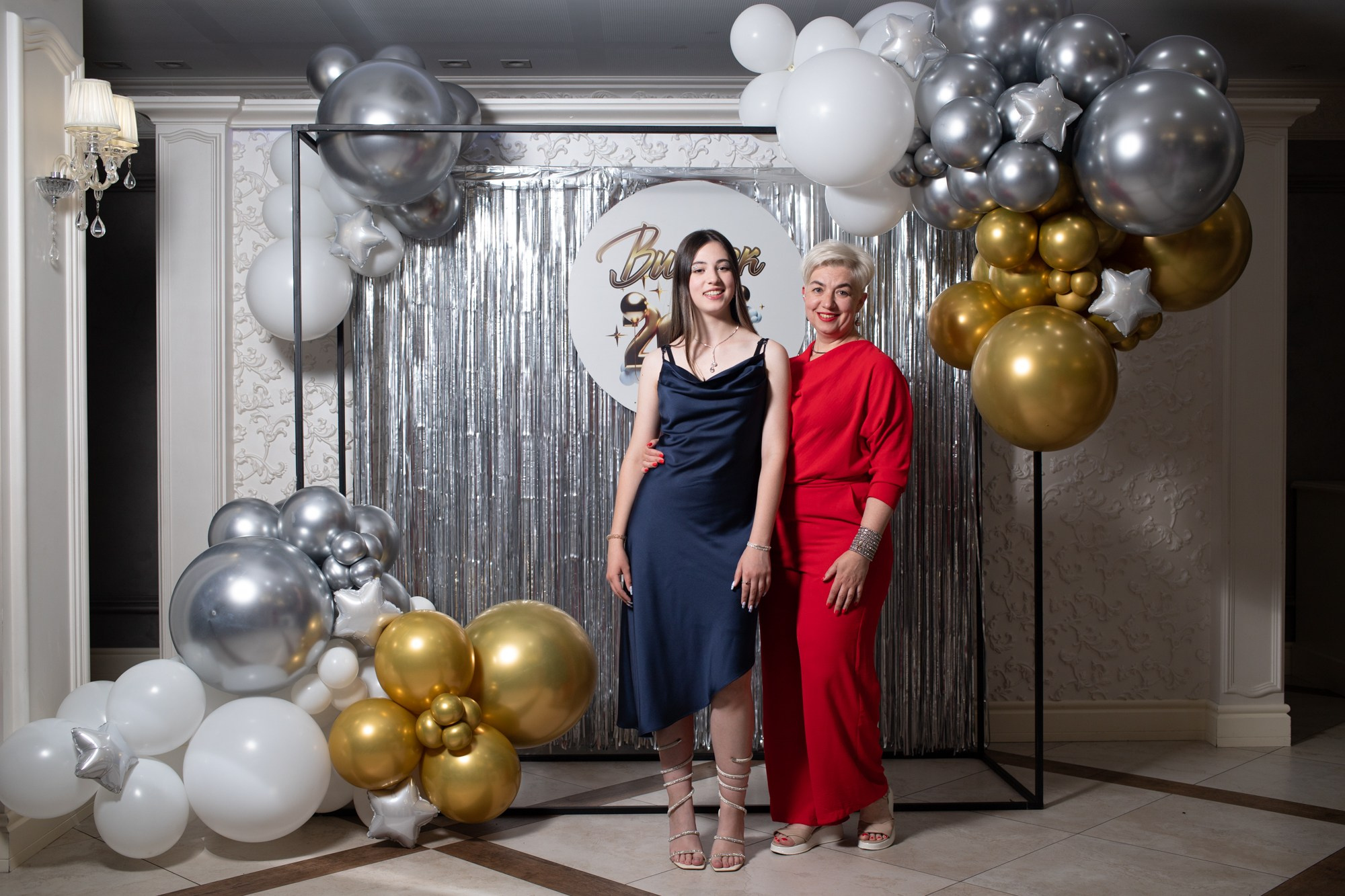 Выпускной 9-й класс. Репортажный, промышленный и маркетплейс-фотограф Дмитрий Чернат