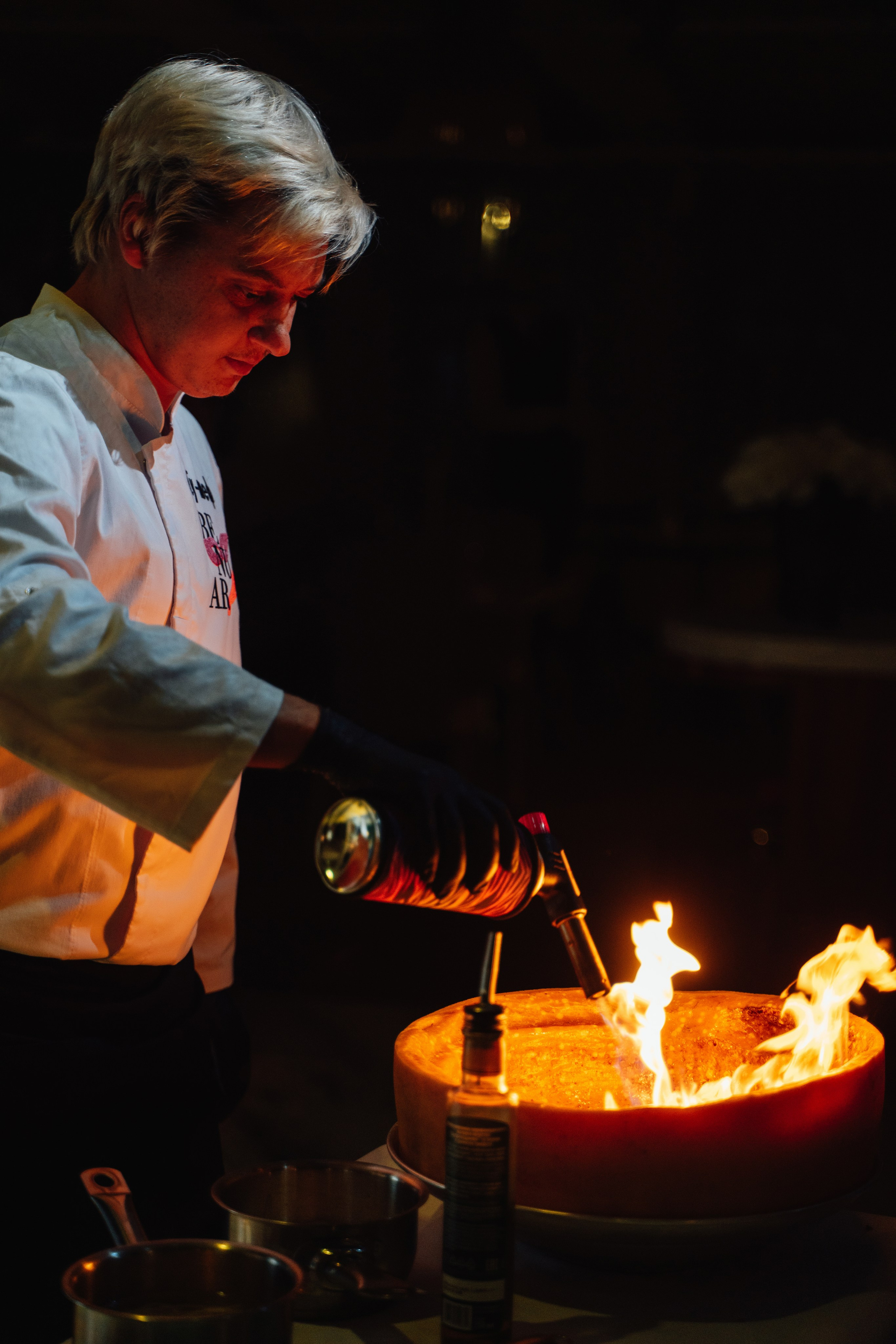 12 апреля (пятница). BENUAR Restaurant