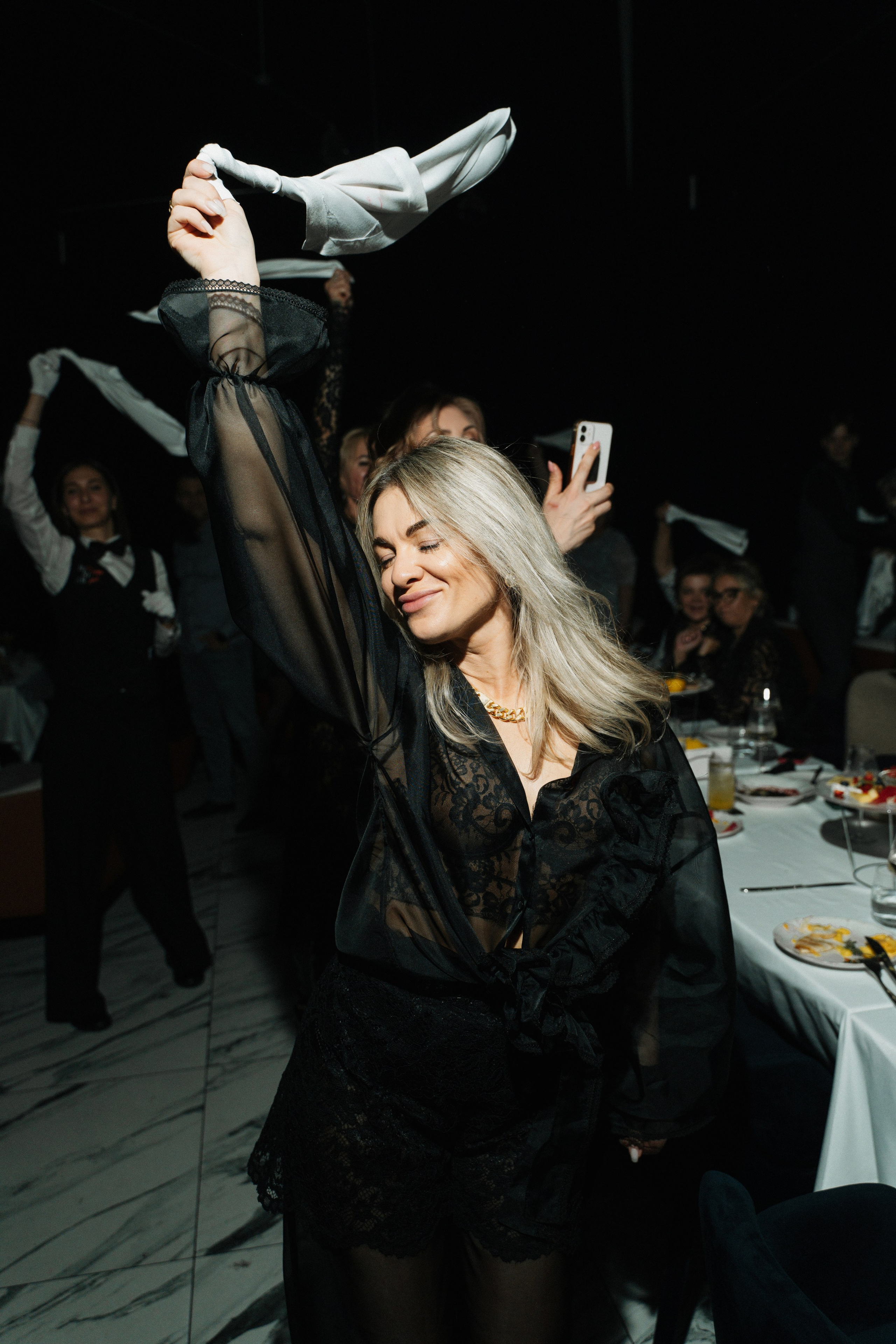 11 мая (суббота). BENUAR Restaurant