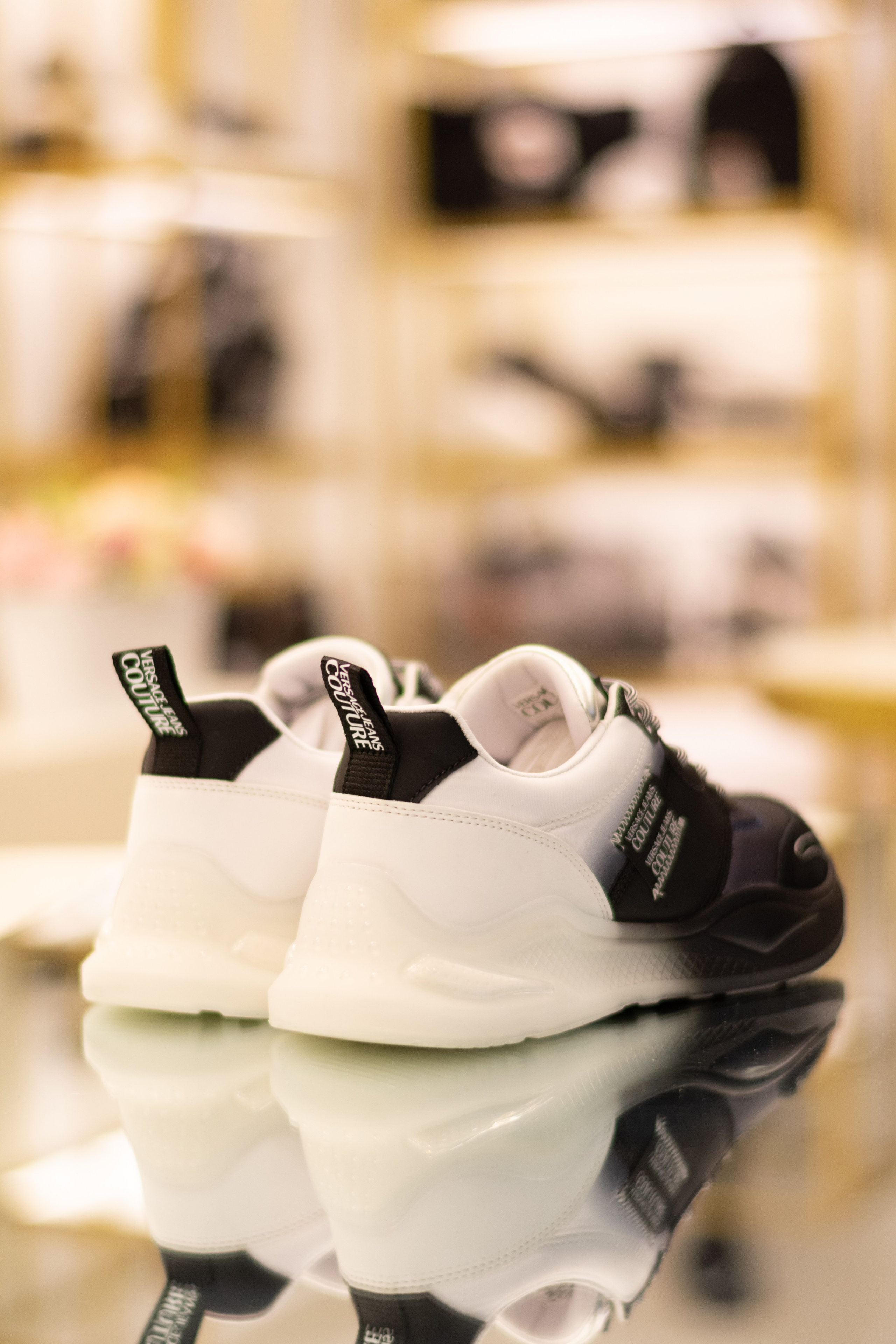 Для организаций. Предметная фотосессия для обувного магазина Capsula. Фотограф/видеограф Богдан Голованов