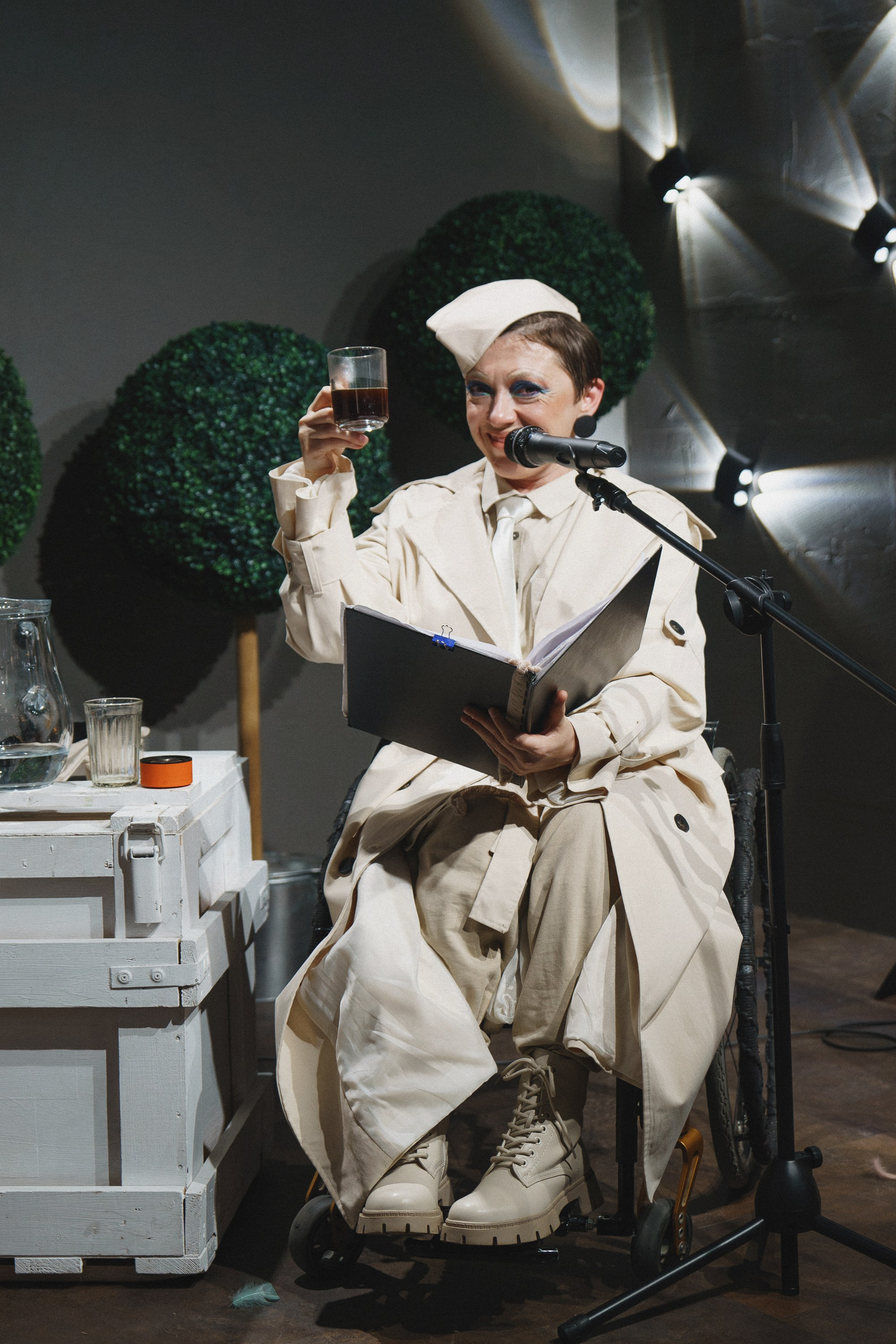 Спектакль-концерт «Как девица из лап смерти выбиралась». Фотомастерская Воробьевых