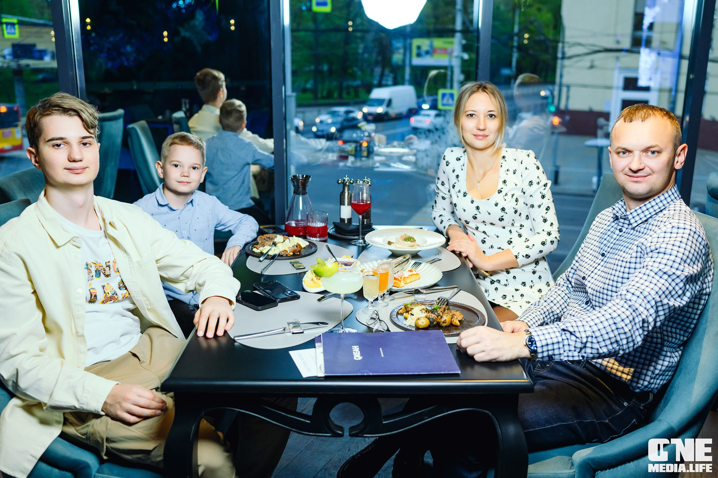 Фоторепортаж из ресторана Океан. One Media Life: фоторепортажи, фотоотчеты с мероприятий и заведений