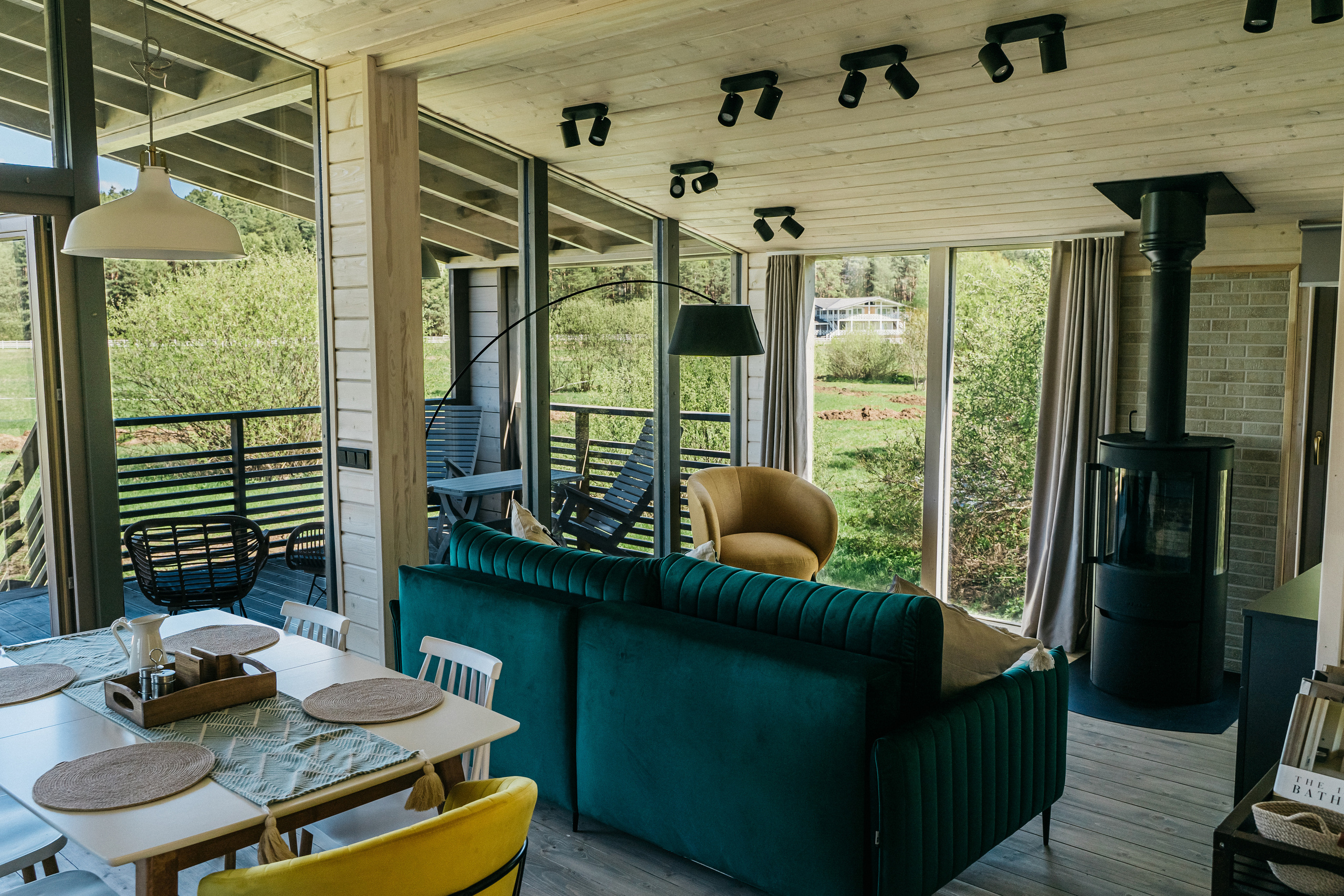 Атмосфера в Pineriver (зима/лето). Фото и видео для бизнеса Обнинск, Калуга, Москва