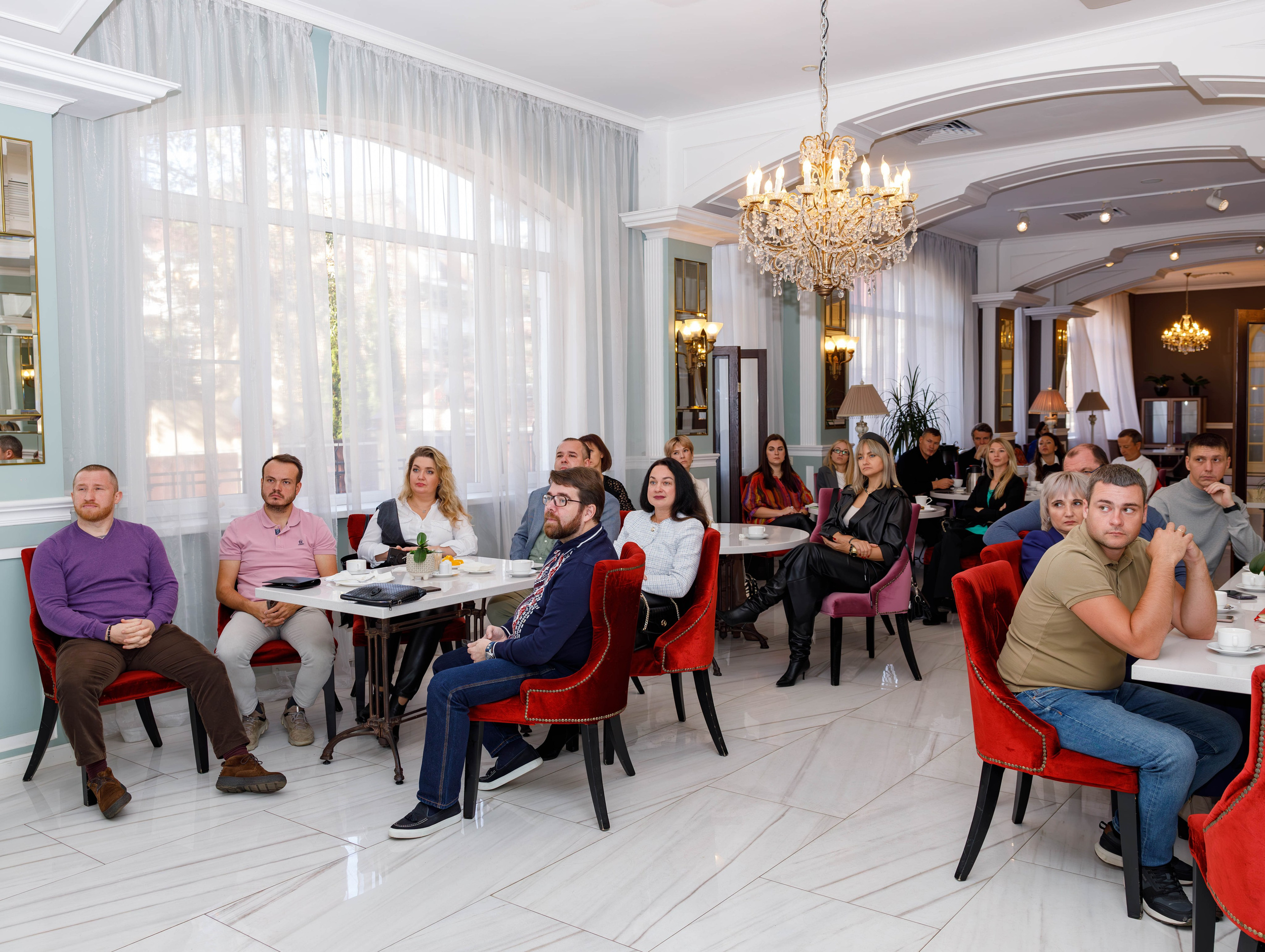 Бизнес завтрак клуб «Эквиум». Фотограф Булдакова Екатерина