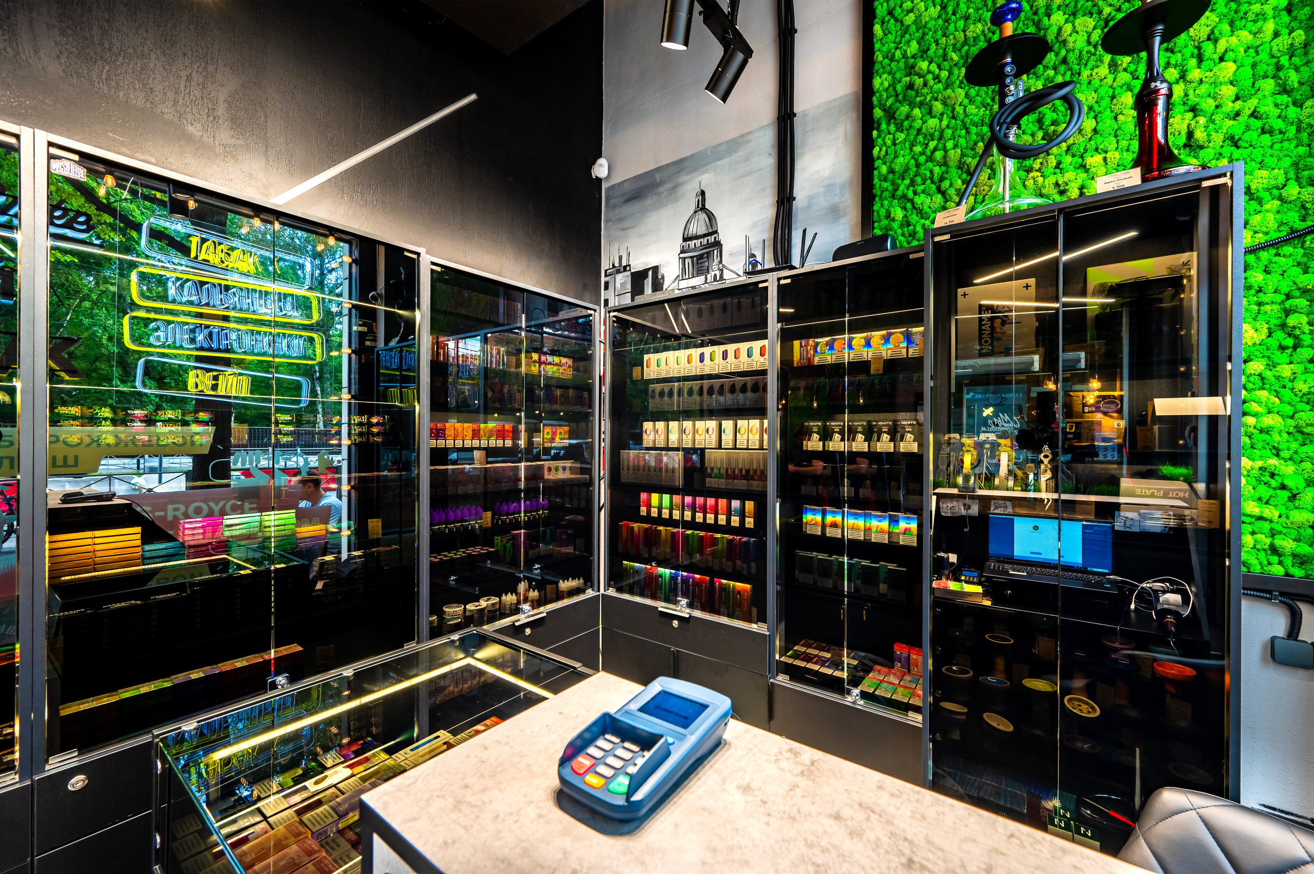 Piter Smoke. Интерьерный фотограф. Фото- видеосъемка недвижимости Санкт-Петербург