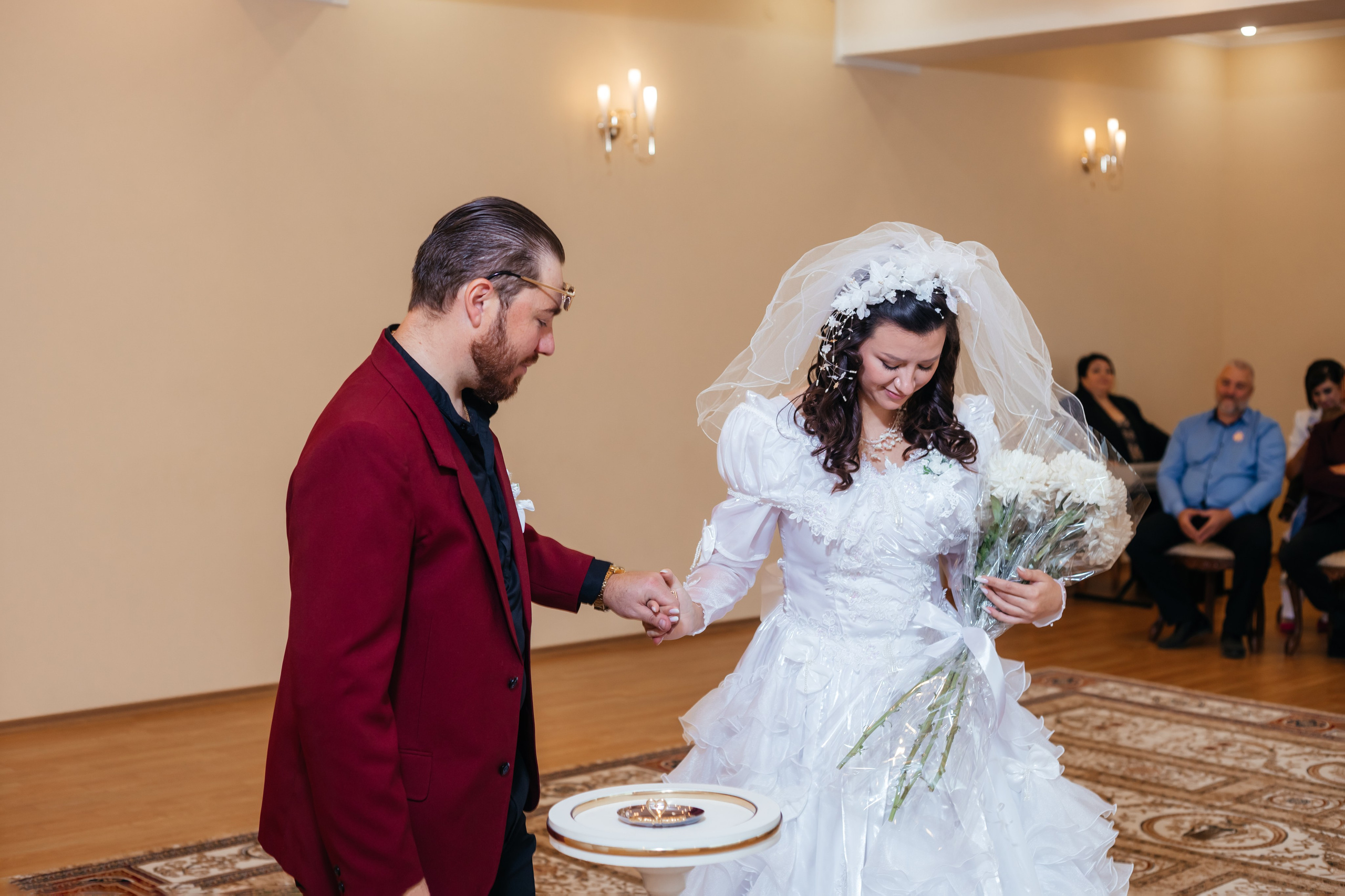 Свадебная фотосессия в стиле 90-х. Свадебный и семейный фотограф в Краснодарском крае Мария Данилкина