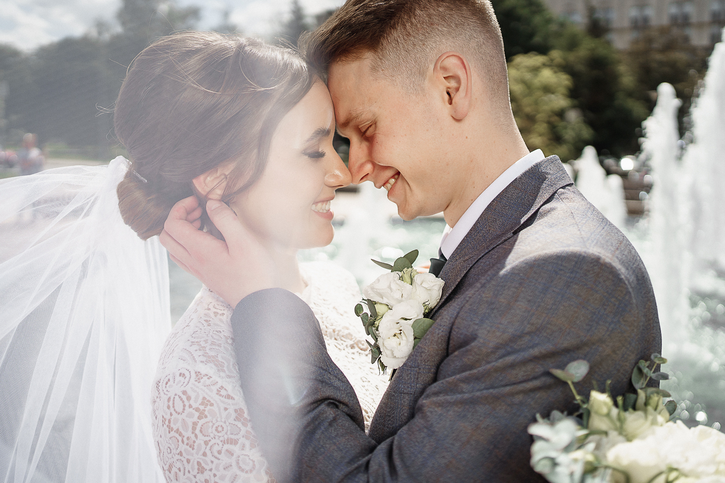 Молодые и солнечные. Свадебный фотограф Александр Осипов