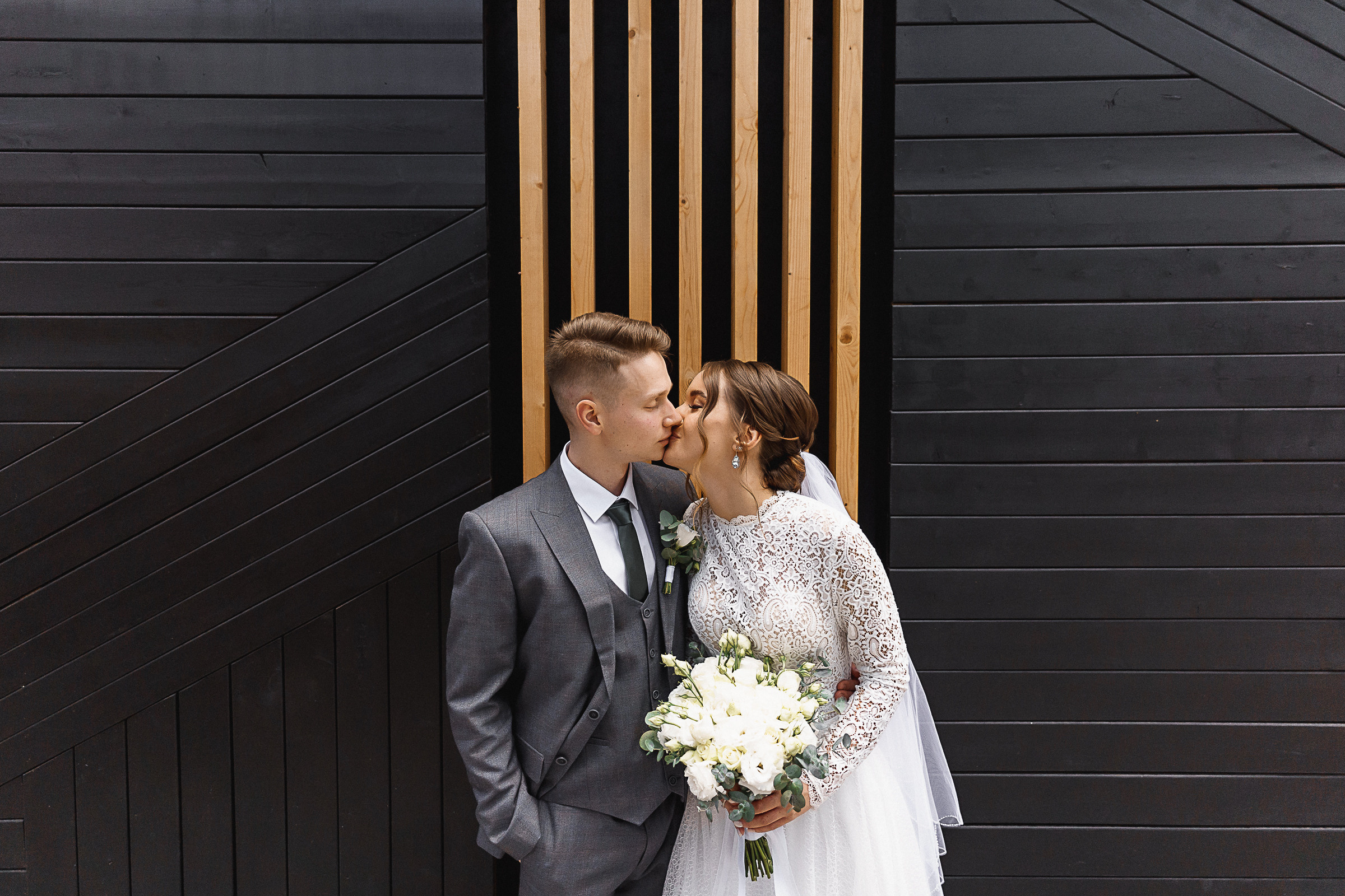 Молодые и солнечные. Свадебный фотограф Александр Осипов