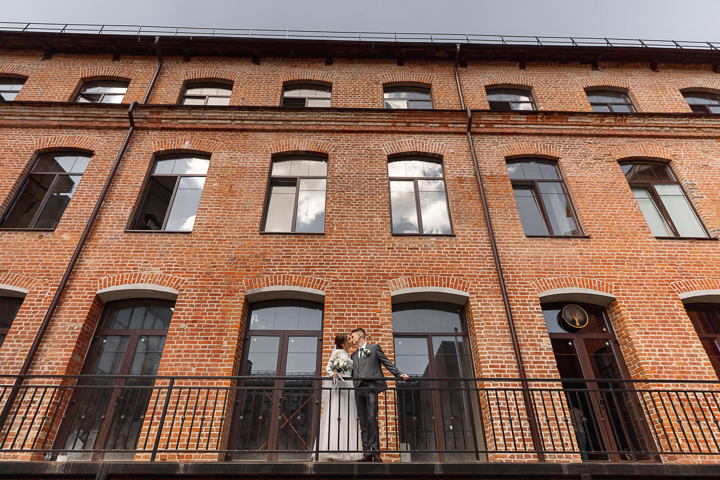 Молодые и солнечные. Свадебный фотограф Александр Осипов