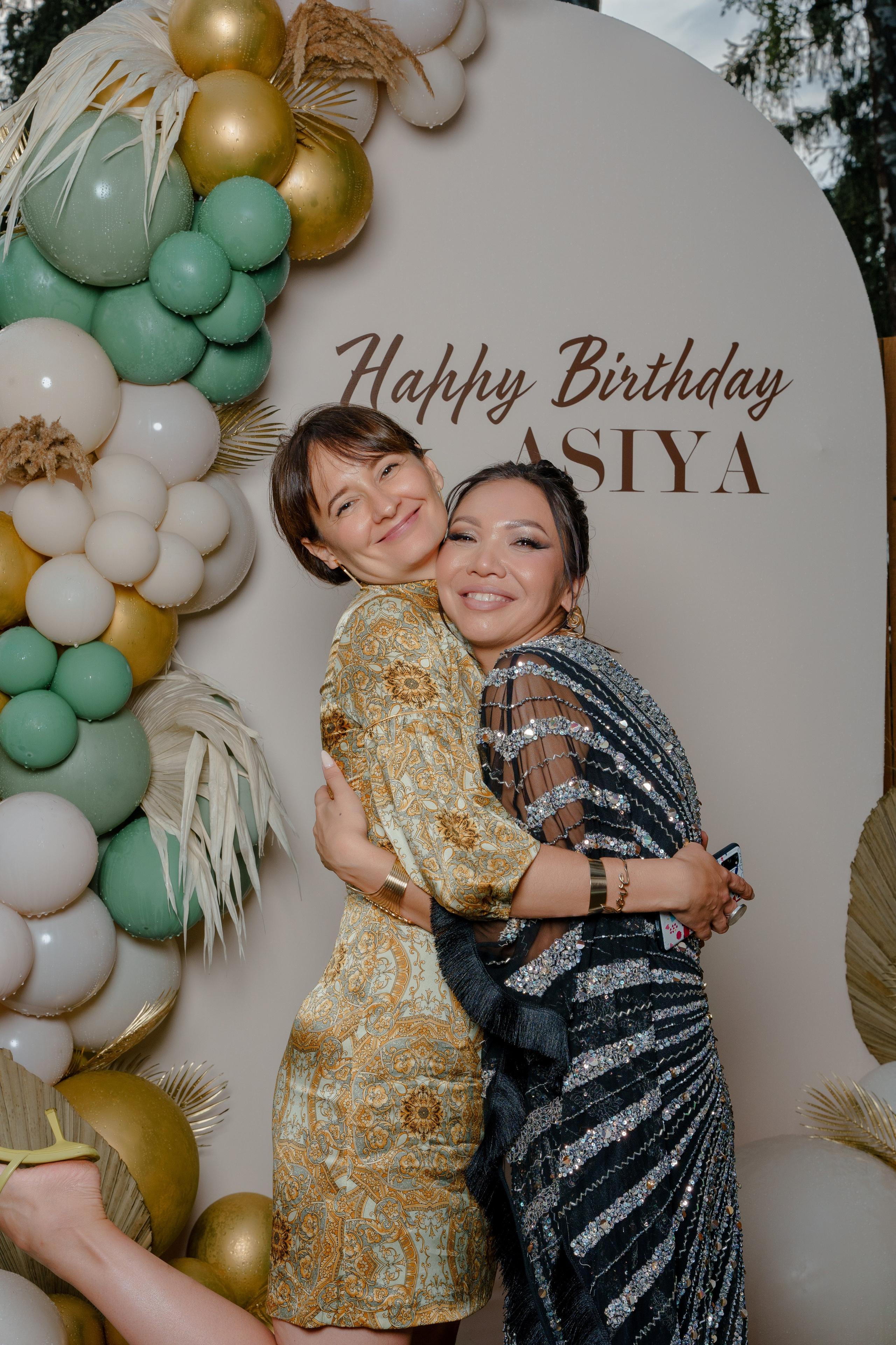 День рождения в шатре на водохранилище. Репортажный фотограф Москва Сергей Дружинин