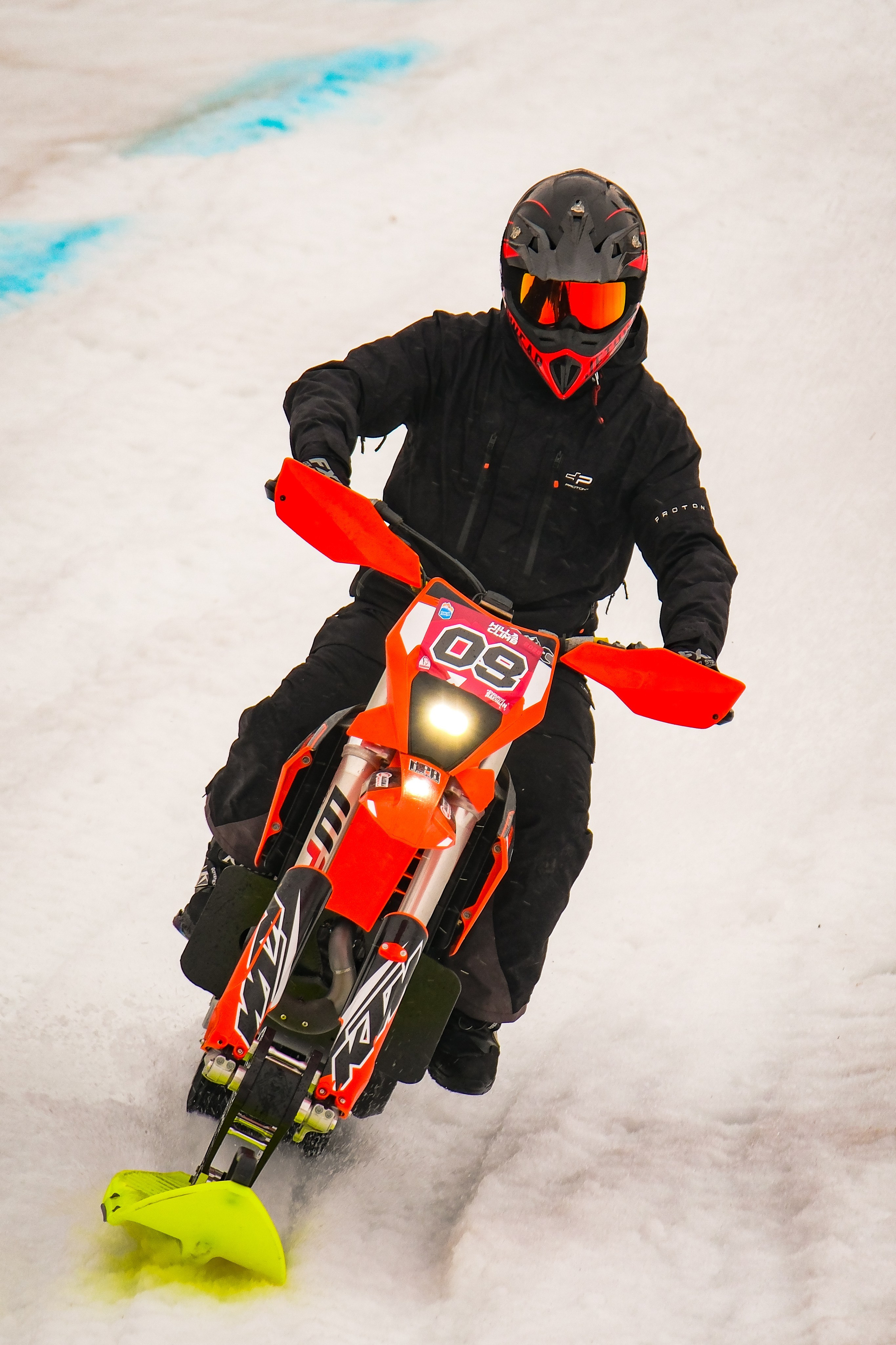 Снежный фестиваль 2026. Фотограф. г. Южно-Сахалинск. Олег Толстов