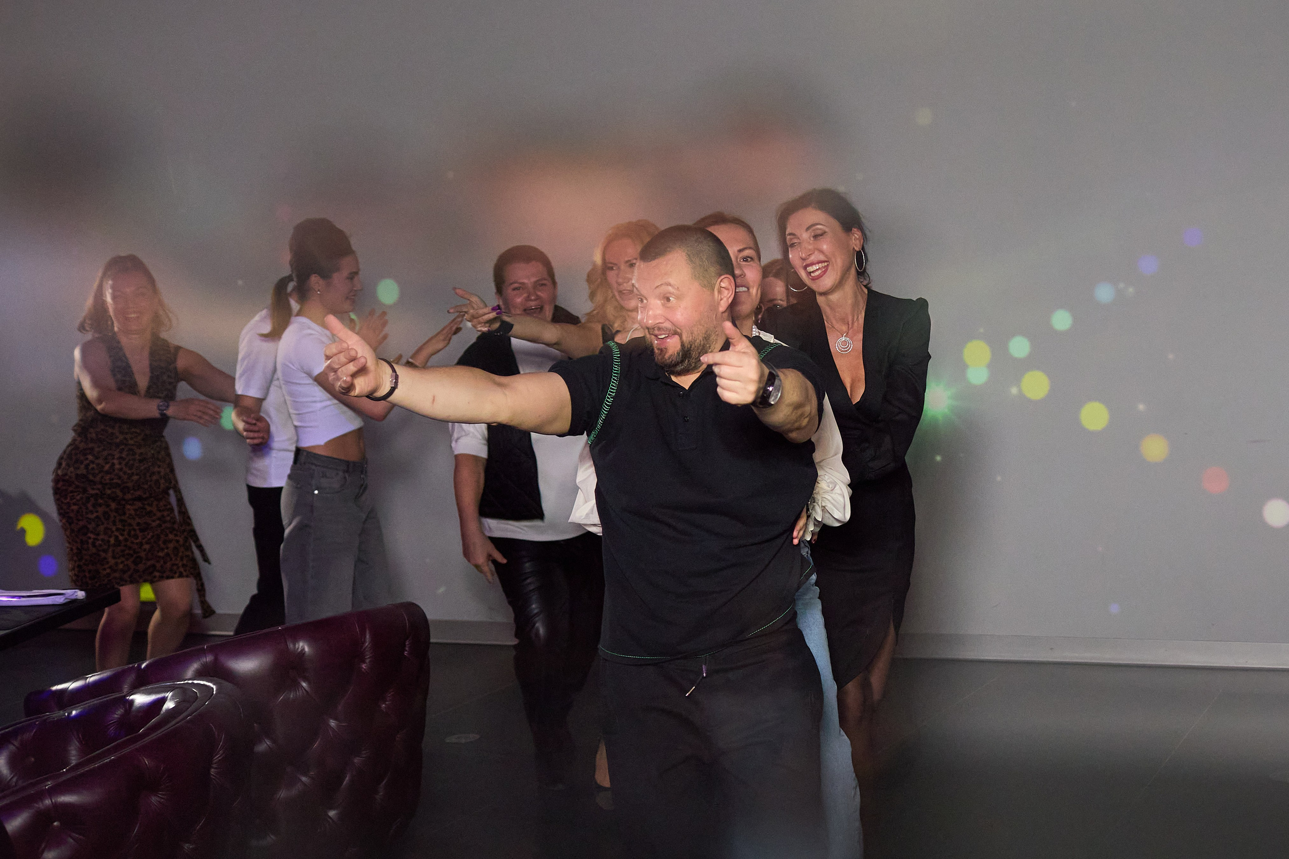 Юбилей в City Voice & Six Floor. Александр Осин — корпоративный и семейный фотограф в Москве