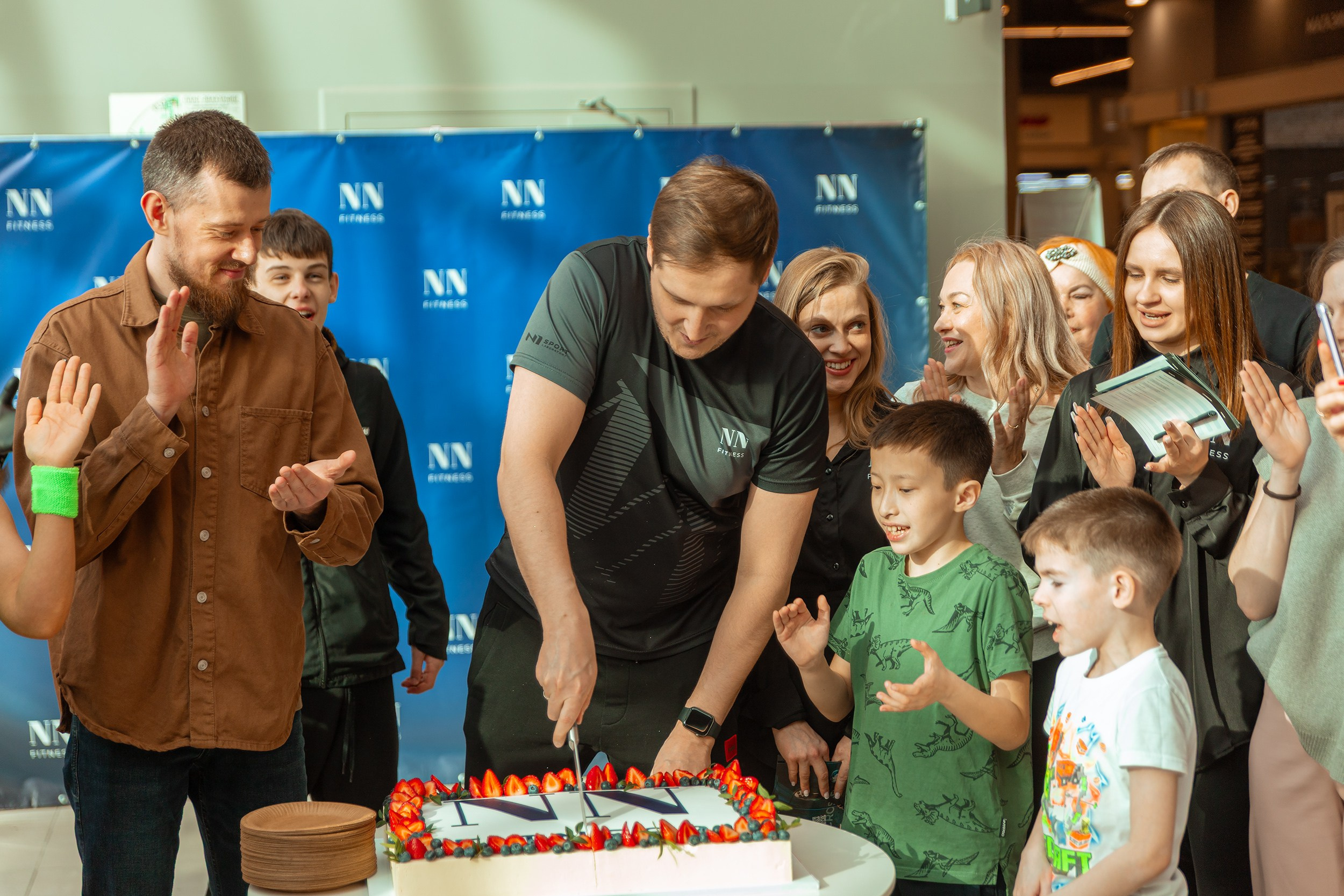 День рождения фитнес зала NN fitnes. Фотограф Тюмень