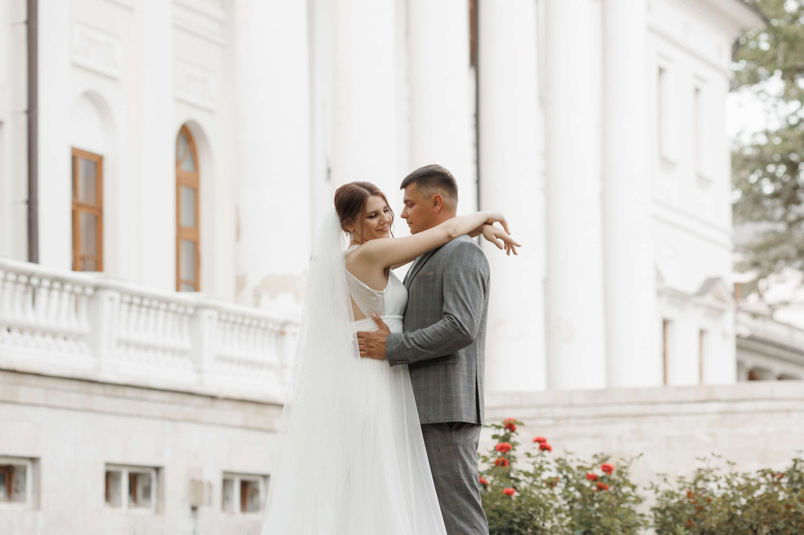 ЗАГС Бутово и Остафьево. Свадебный и репортажный фотограф (Москва, Королев и другие)