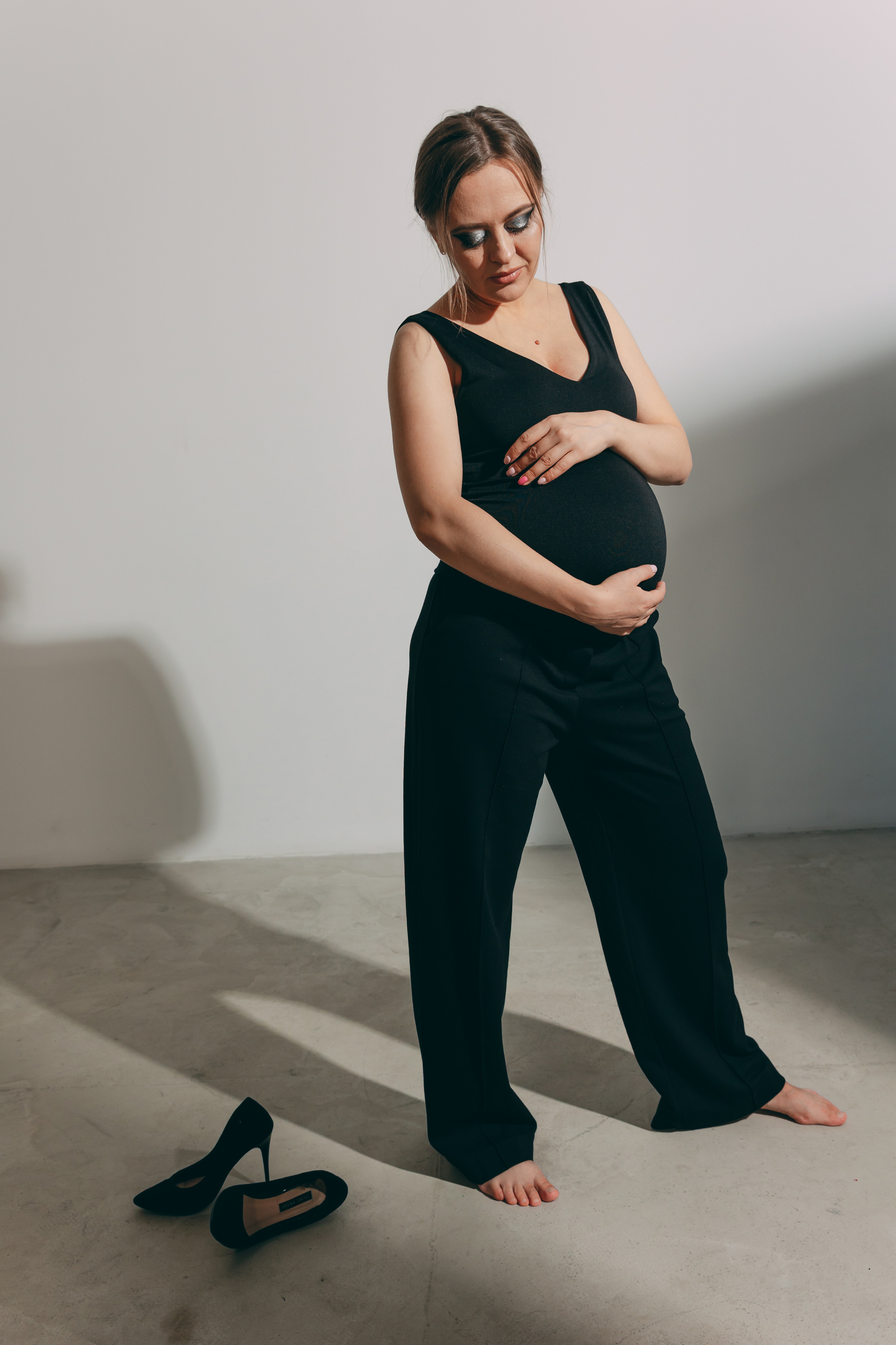 Ира, съёмка беременности в низком ключе. Семейный фотограф в Санкт-Петербурге Алиса Мохова