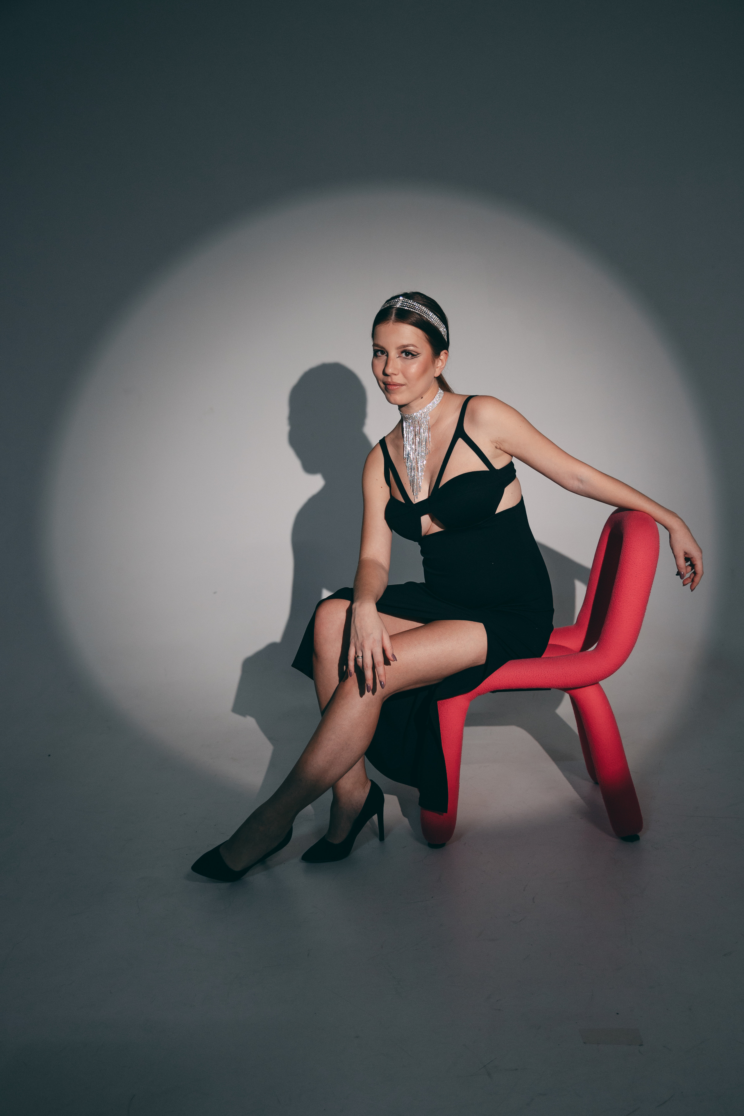 Саша, съёмка на циклораме. Семейный фотограф в Санкт-Петербурге Алиса Мохова