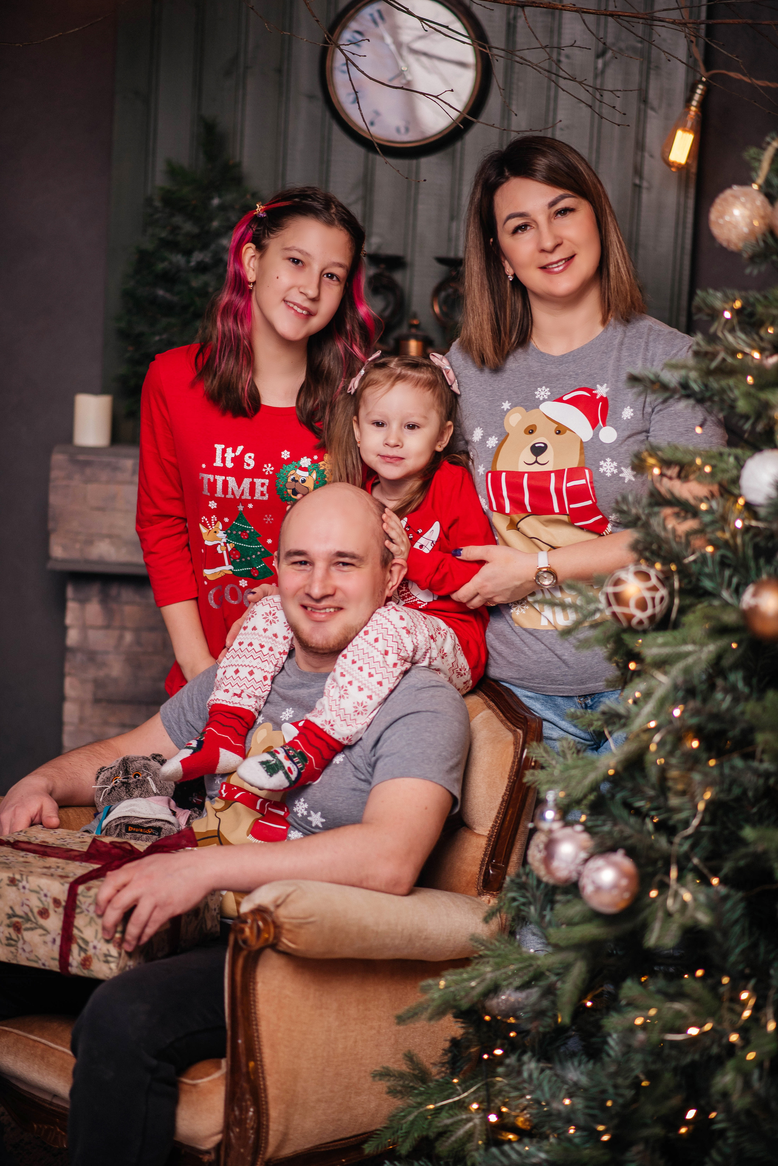 Новогодние фотосессии. Семейный фотограф в городе Сыктывкаре