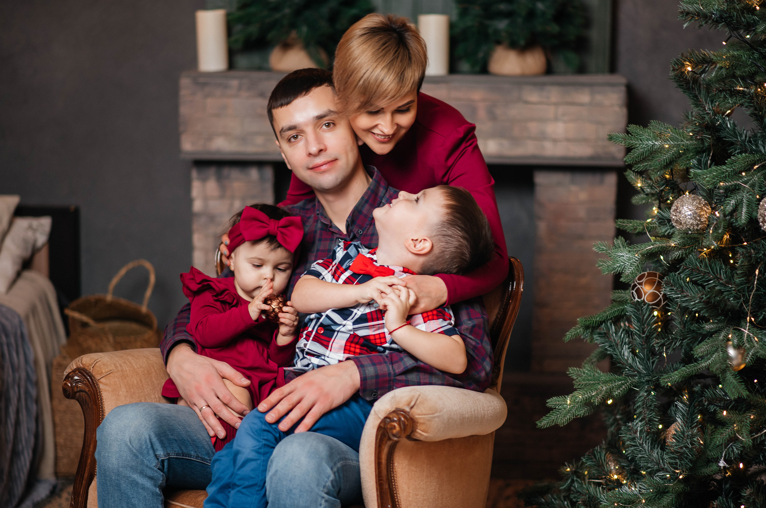 Новогодние фотосессии. Семейный фотограф в городе Сыктывкаре