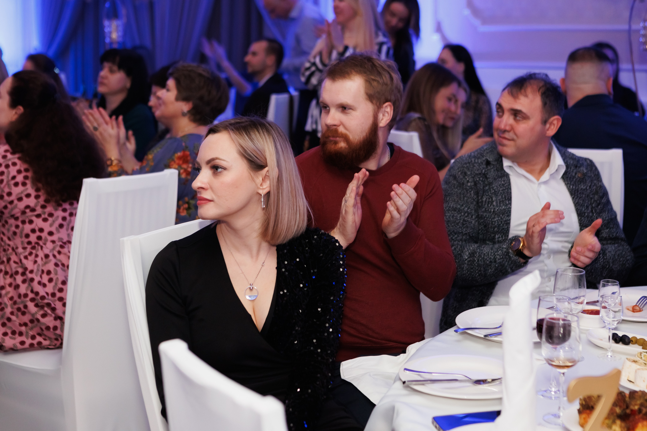 Яблоко — корпоратив. Свадебный фотограф, фотосъемка в Крыму, Севастополе, Симферополе, Ялте