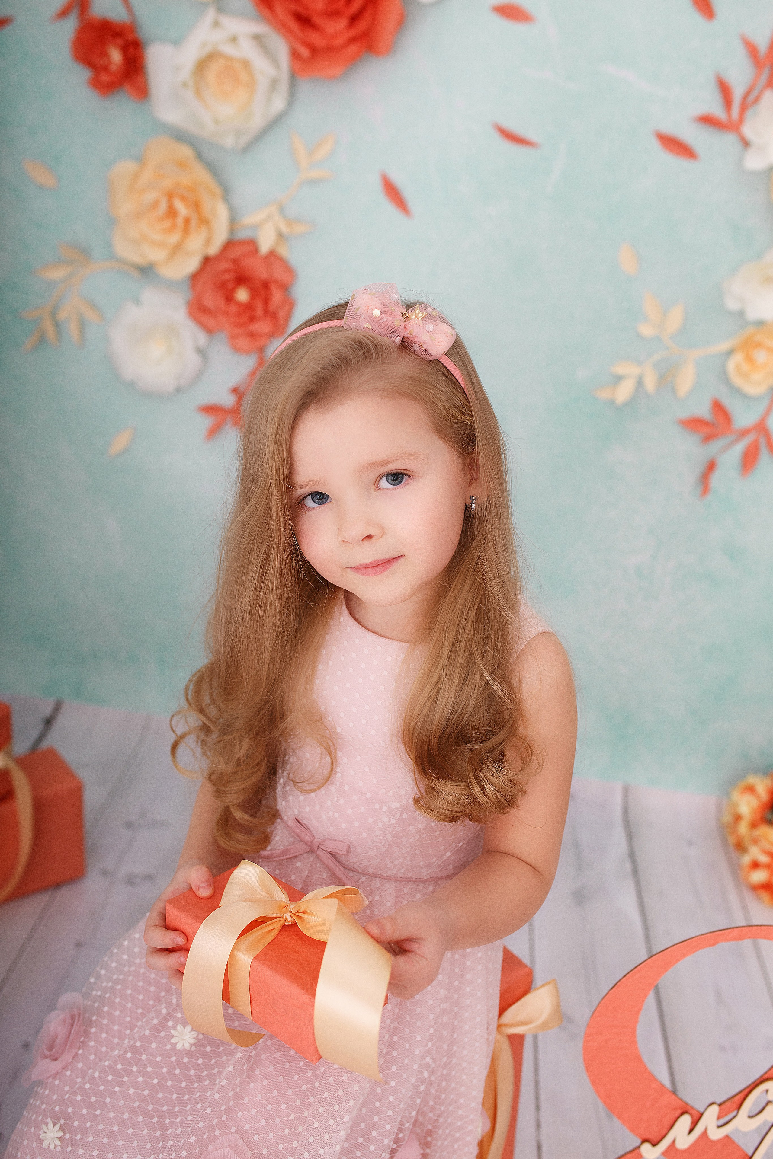 Тематическая фотосессия для детского сада. Семейный и детский фотограф в Ярославле