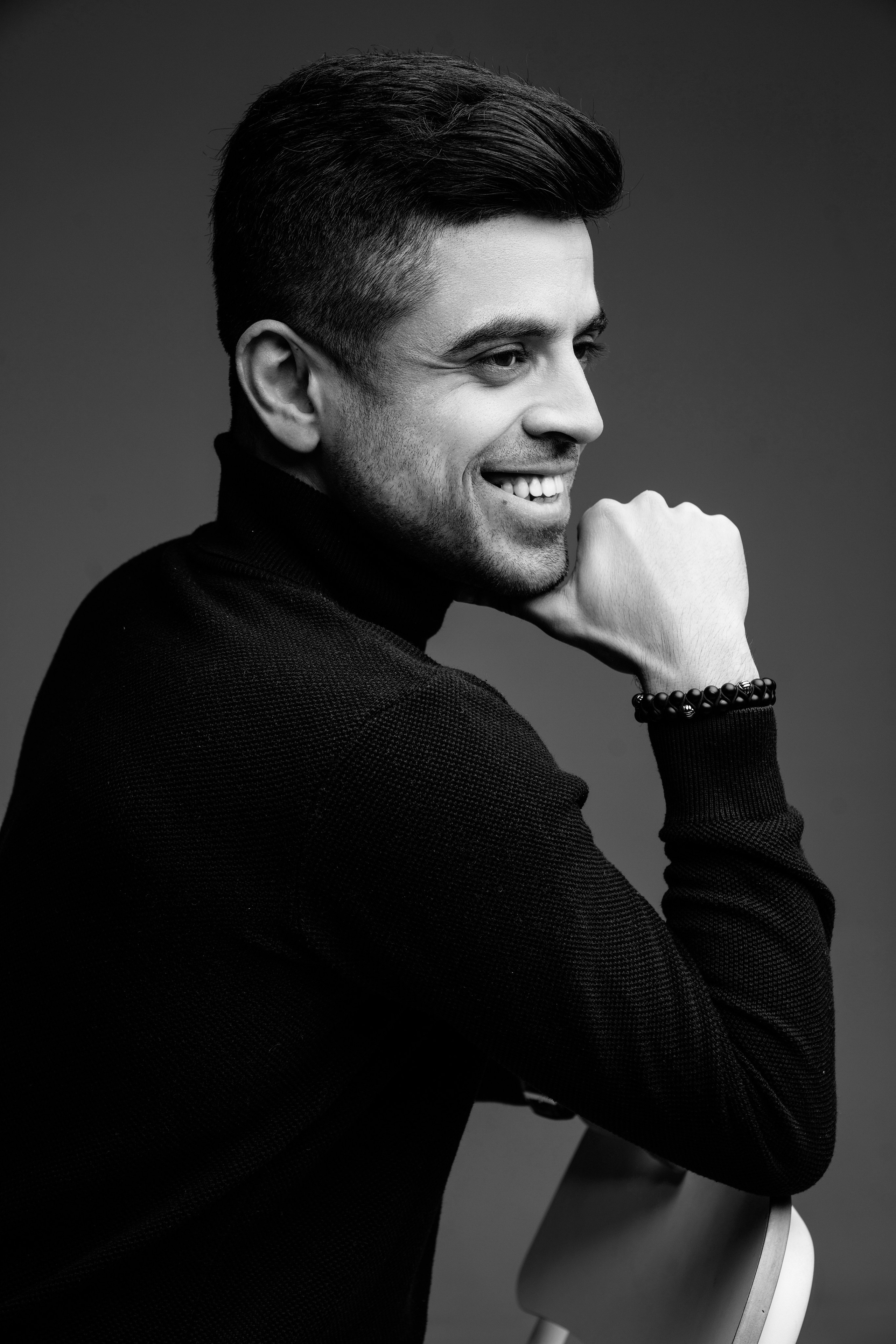 Мужская съемка. Оксана Волик фотограф в Архангельске. Аренда фотостудии White Studio