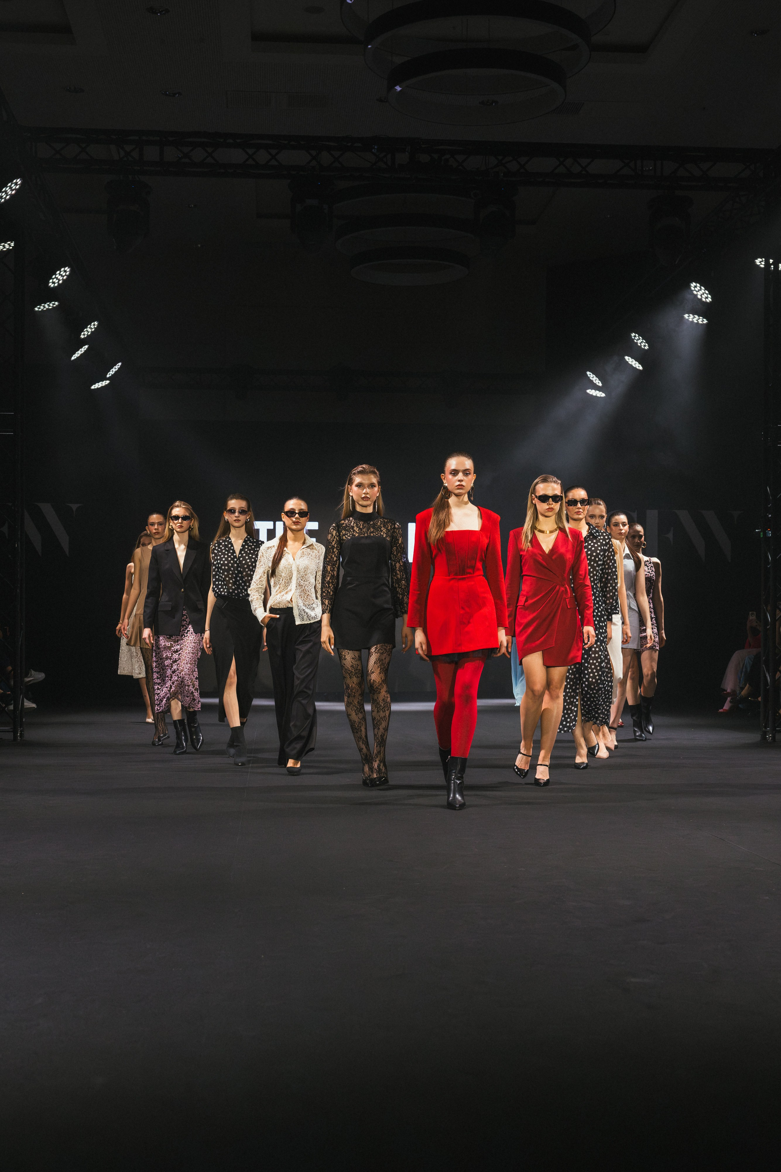Catwalk. ProVizArt