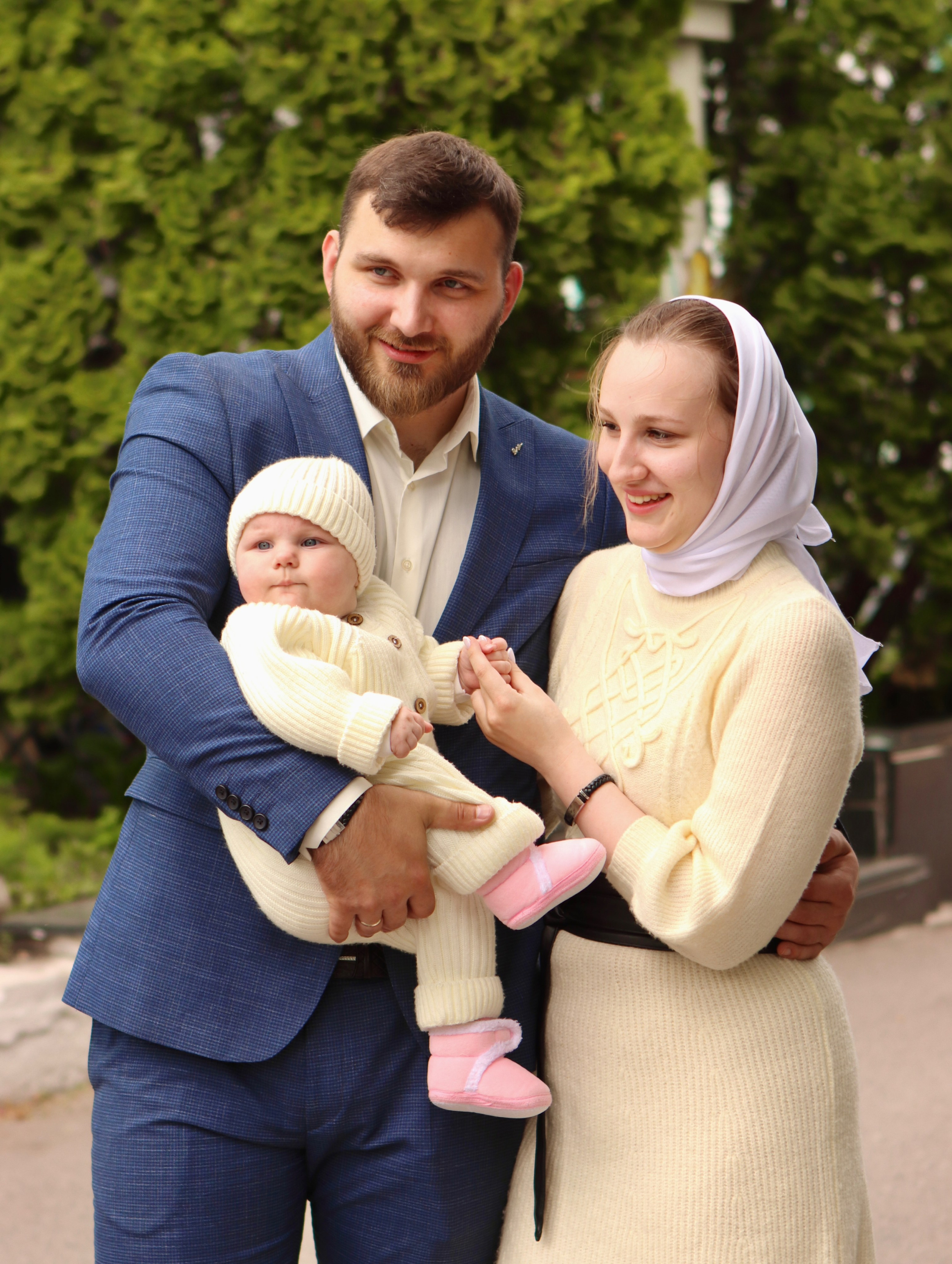 Анастасия и Вадим — крещение Виктории. Фотограф в Курске Смирнов Евгений