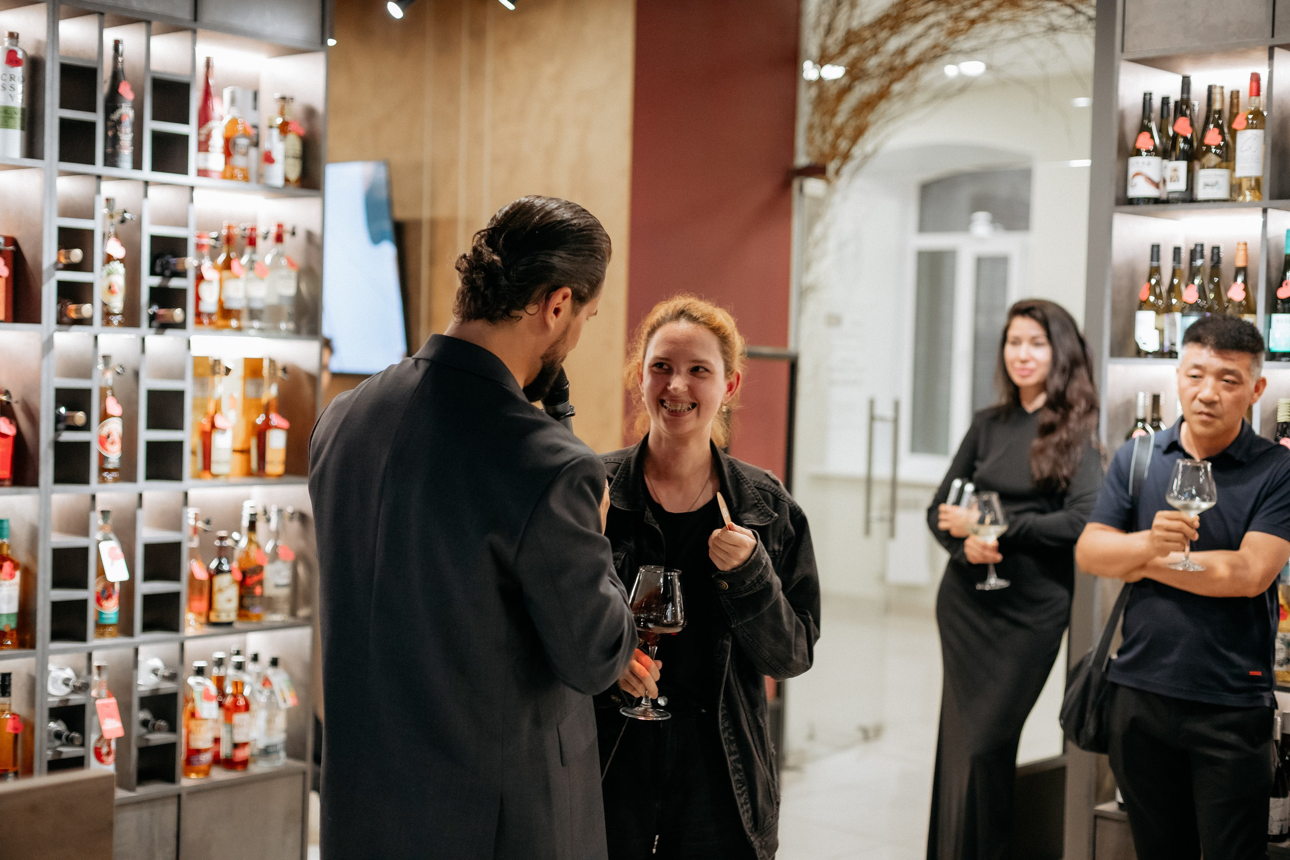 BY SIMPLE ВИНОТЕКА — ОТКРЫТИЕ. СВОИ. ФОТООТЧЕТЫ-СОБЫТИЯ-МЕСТА