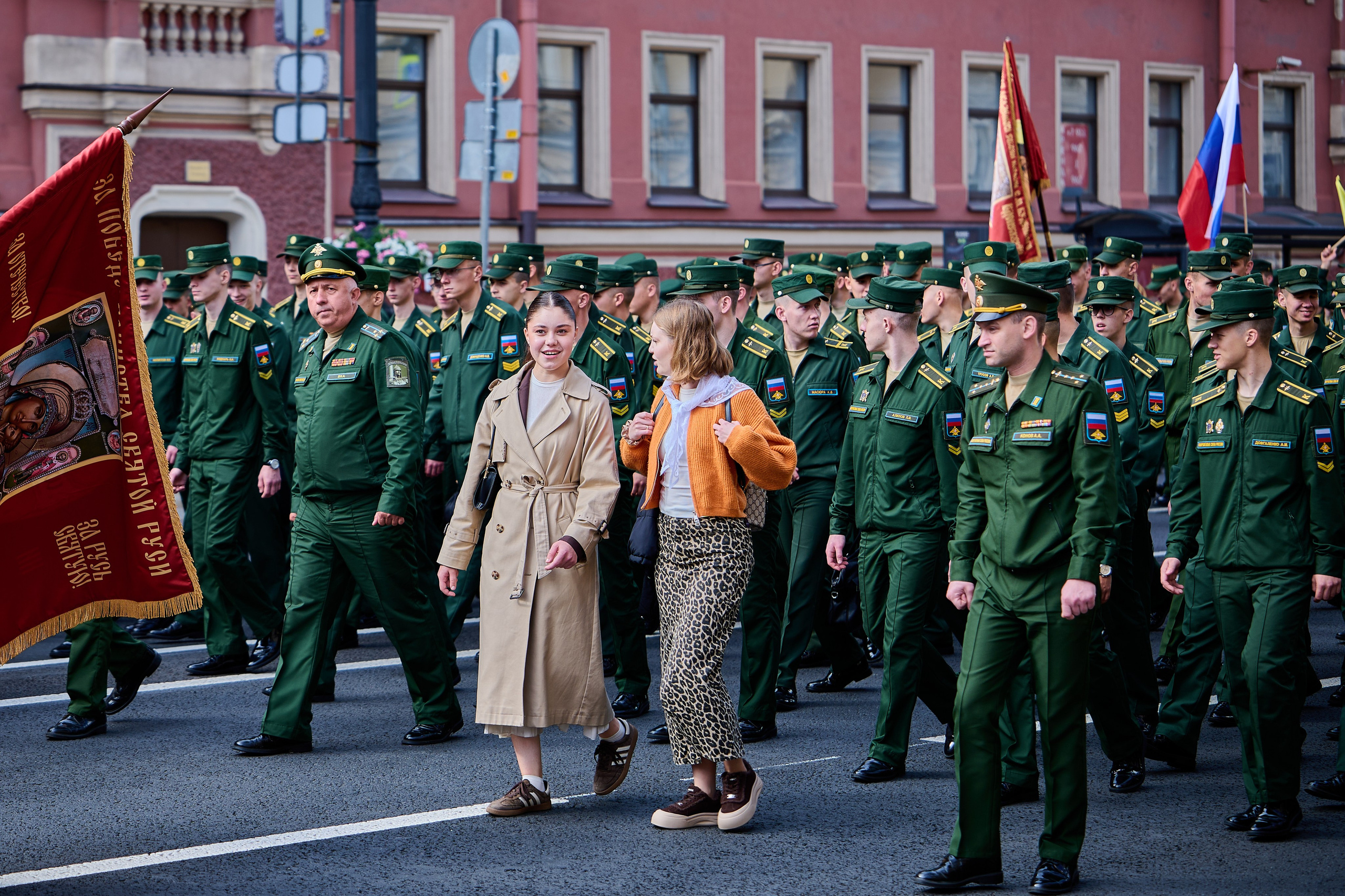 Общегородской крестный ход, приуроченный к Дню перенесения мощей святого благоверного князя Александра Невского