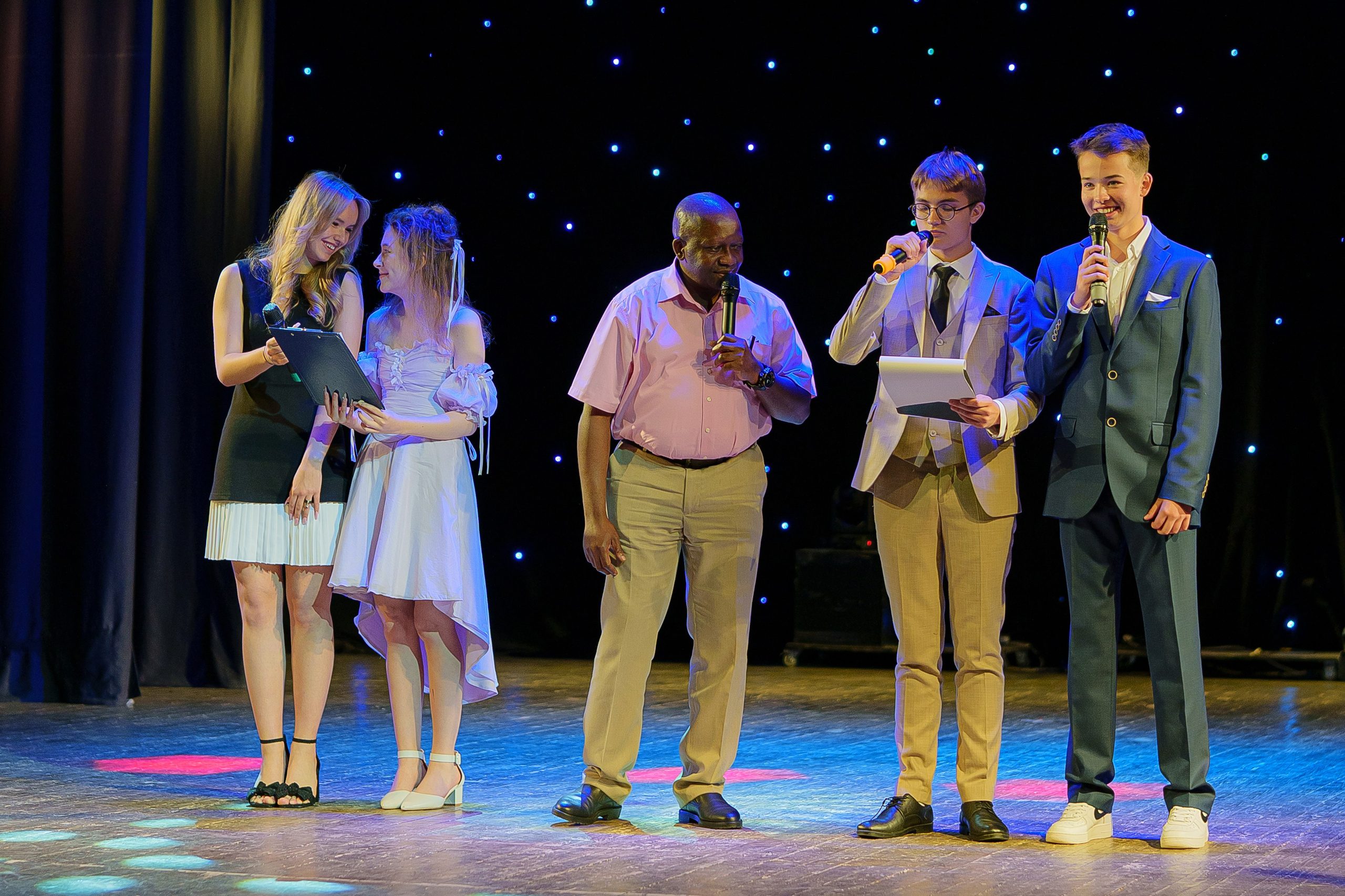 Оксфорд выпускной. Фотограф Сергиев Посад / Москва / Дмитров / Дубна