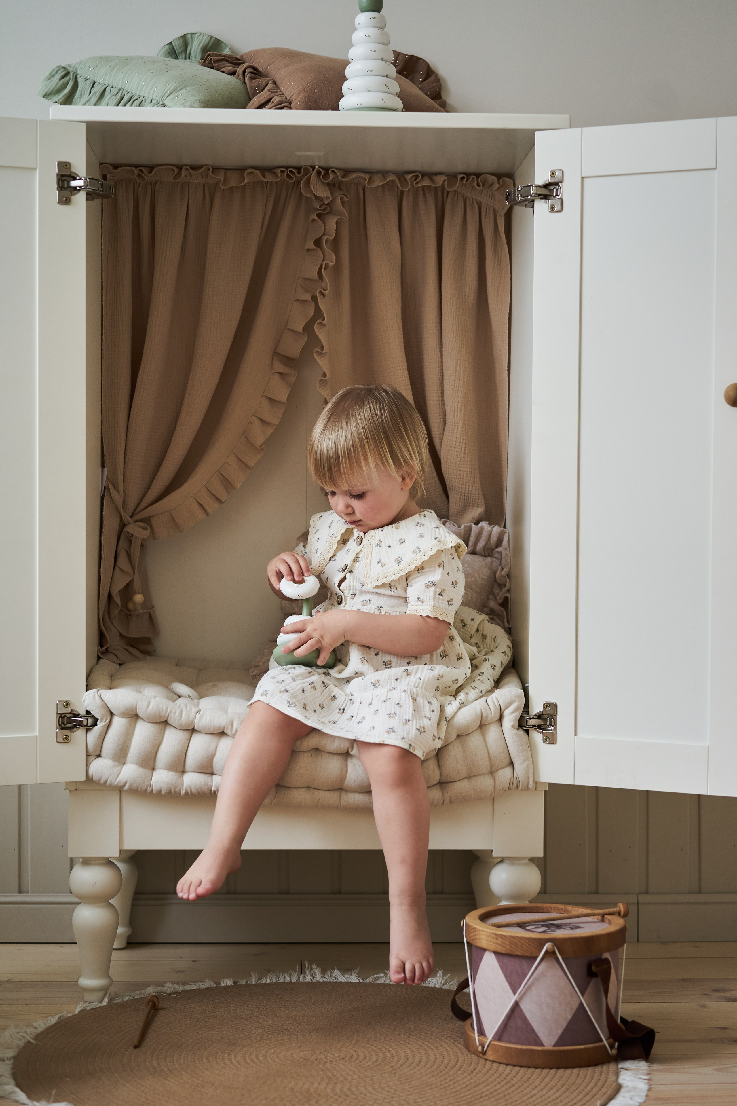 Семейная фотосессия в студии. Фотограф Екатеринбург Кокшарова Александра