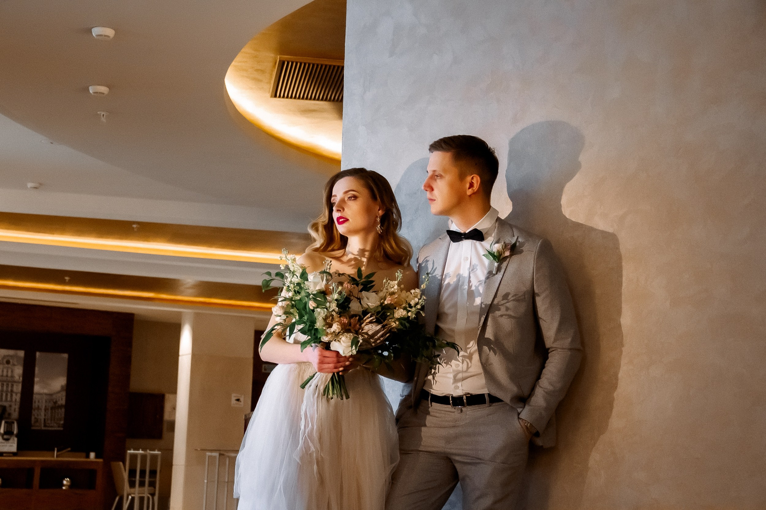 Ślubna sesja zdjęciowa w hotelu. Свадебный фотограф Варшава Лодзь Польша Елена Юцова