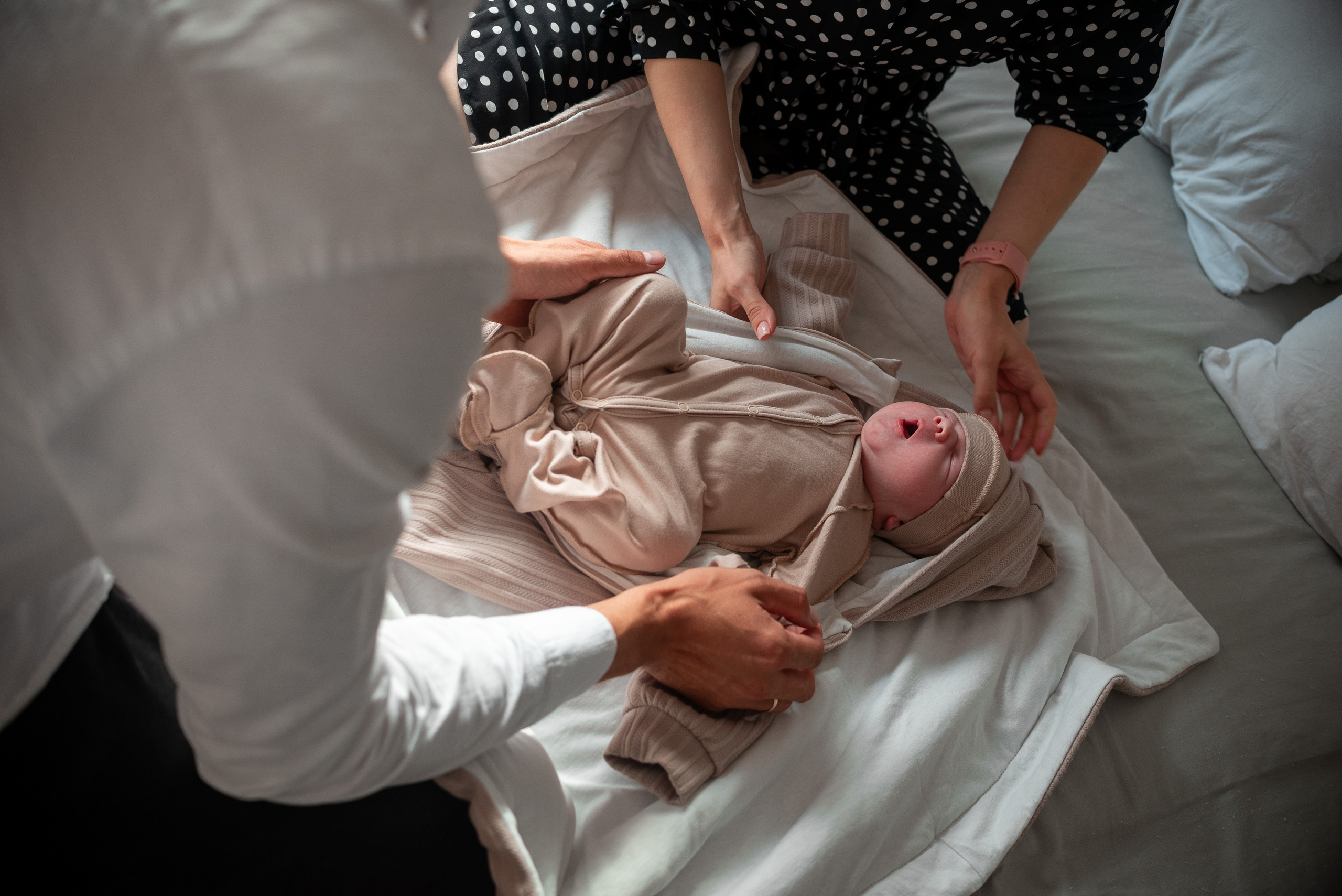 Выписка Константина 2РД. Семейный фотограф на выписку из роддома и крещение Минск Настя Гришук